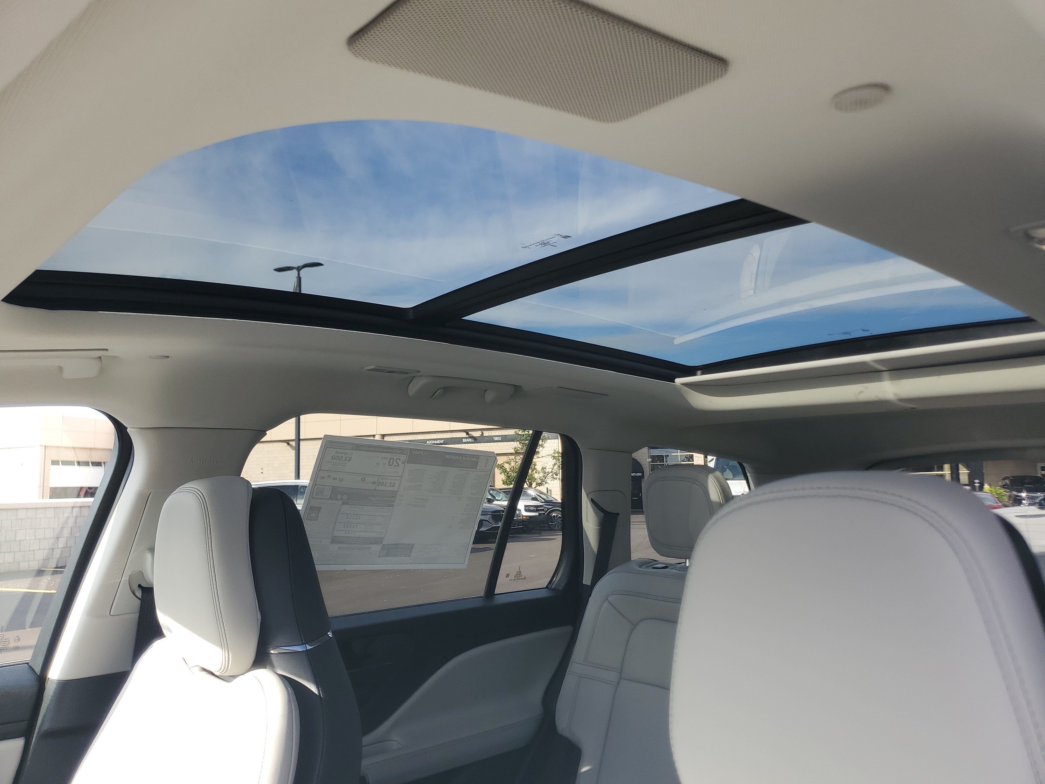 2027 Lincoln Aviator Reserve