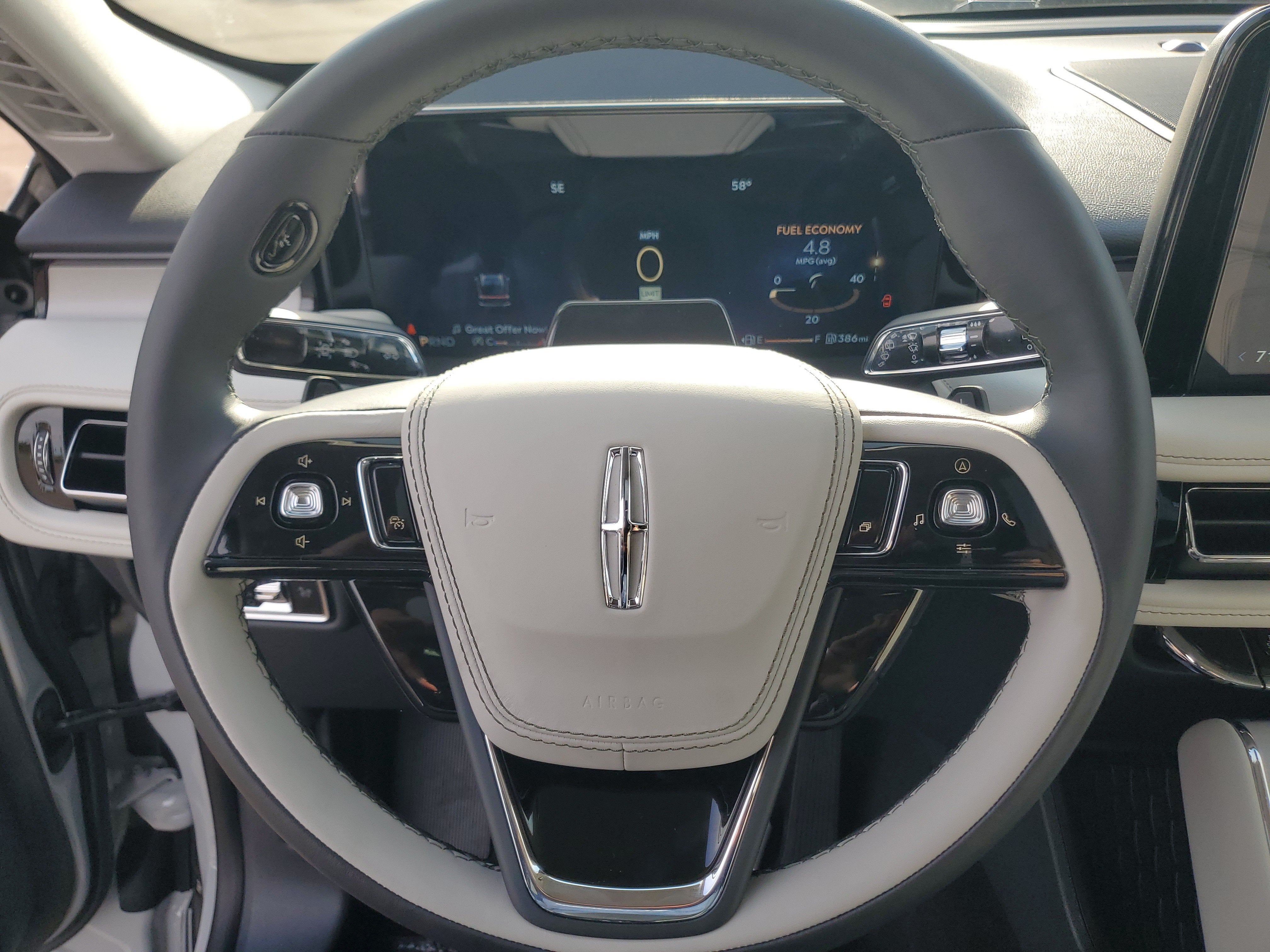 2027 Lincoln Aviator Reserve