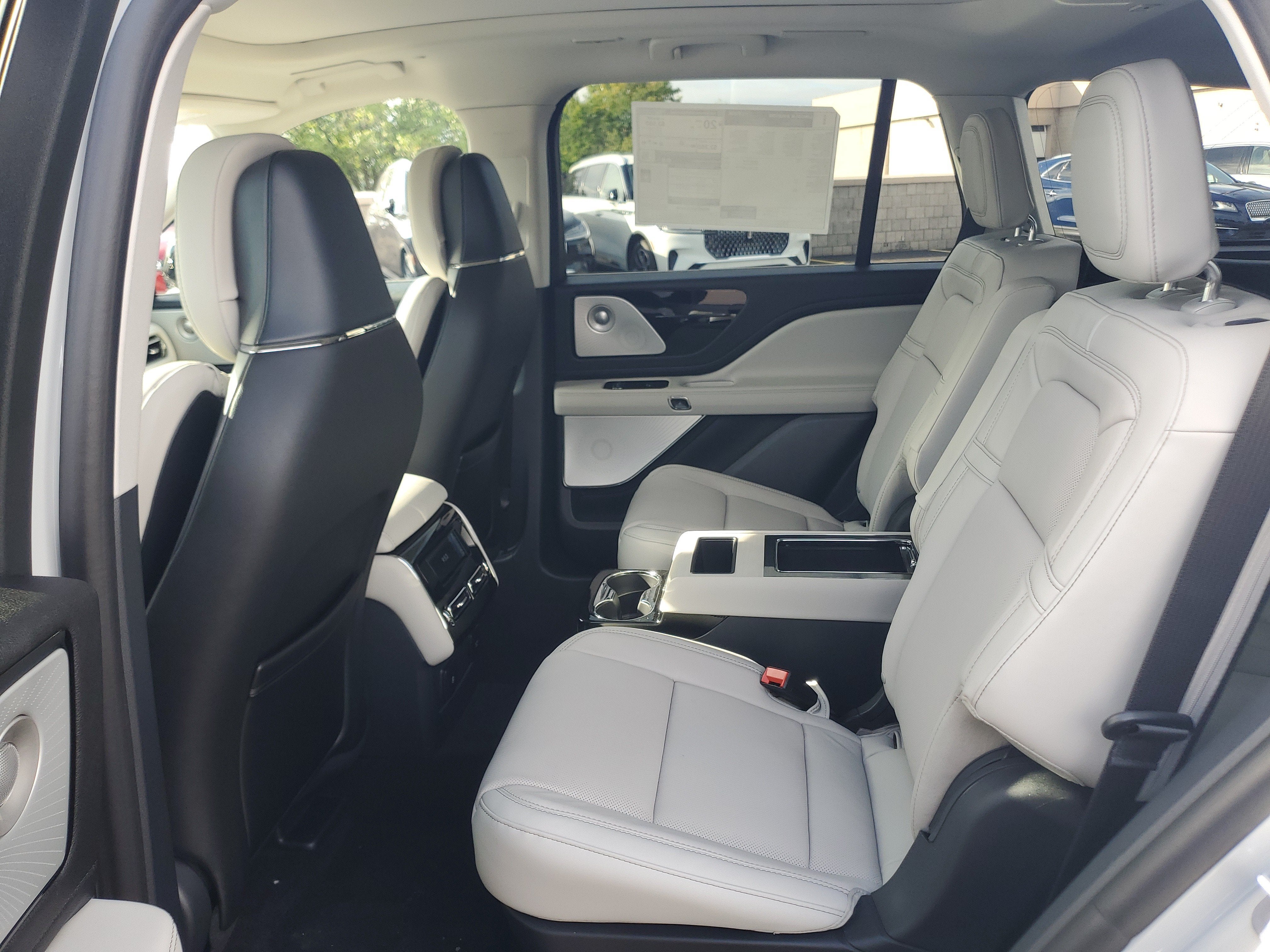 2027 Lincoln Aviator Reserve