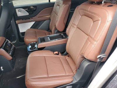 2027 Lincoln Aviator Reserve