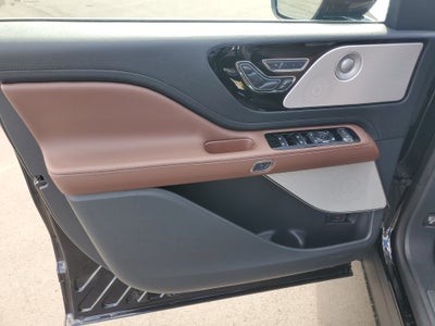 2027 Lincoln Aviator Reserve