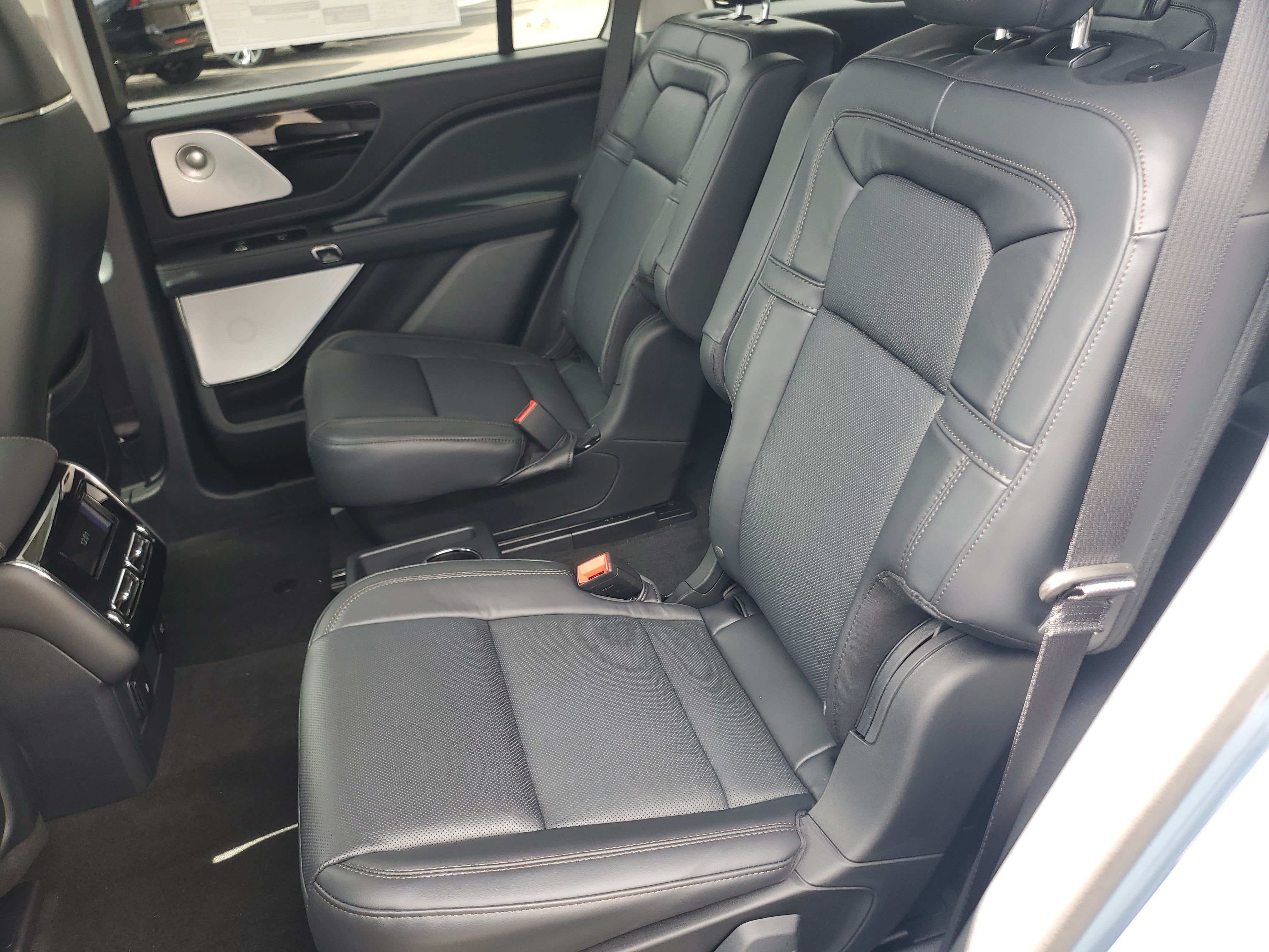2027 Lincoln Aviator Reserve