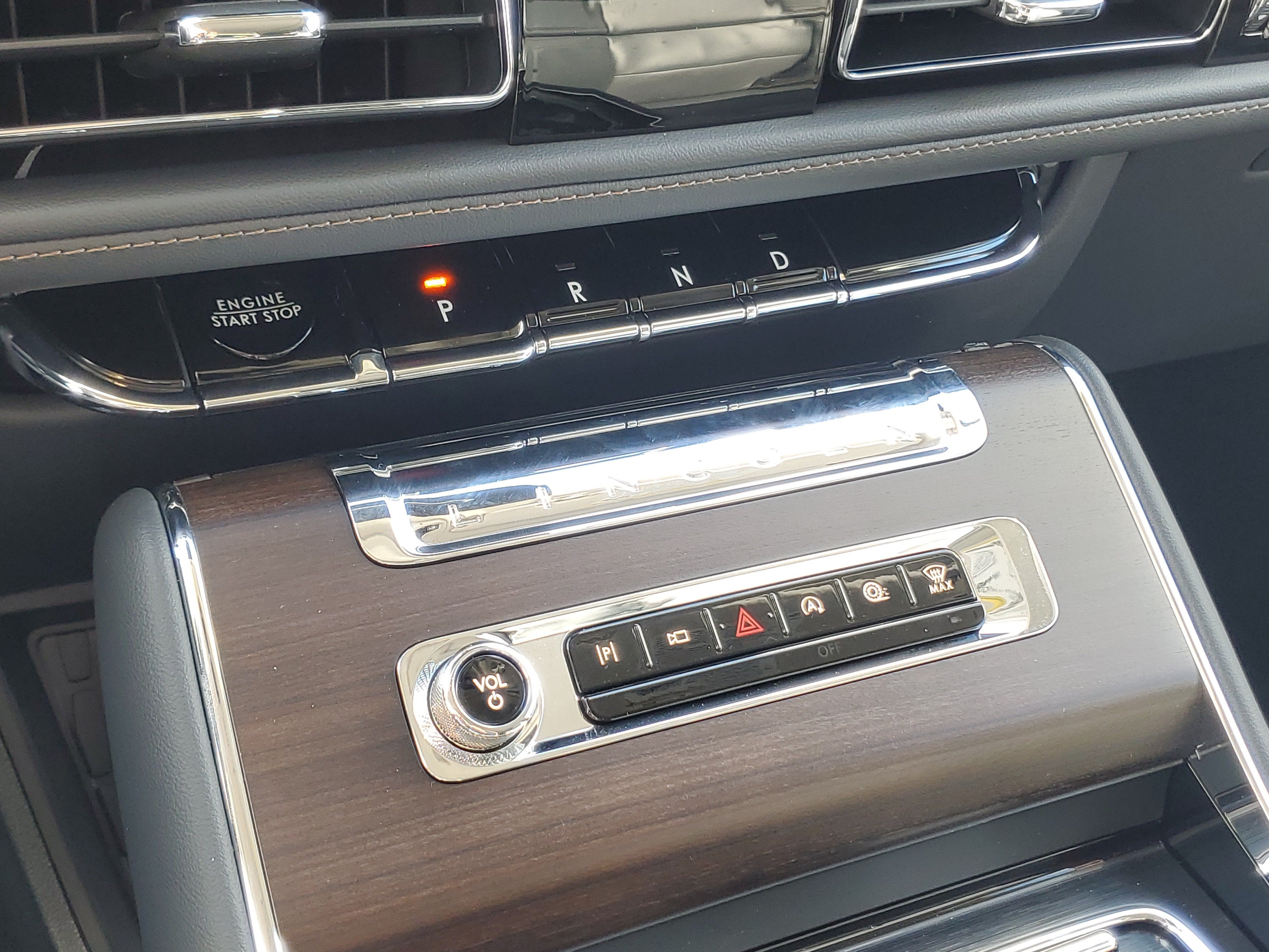 2027 Lincoln Aviator Reserve