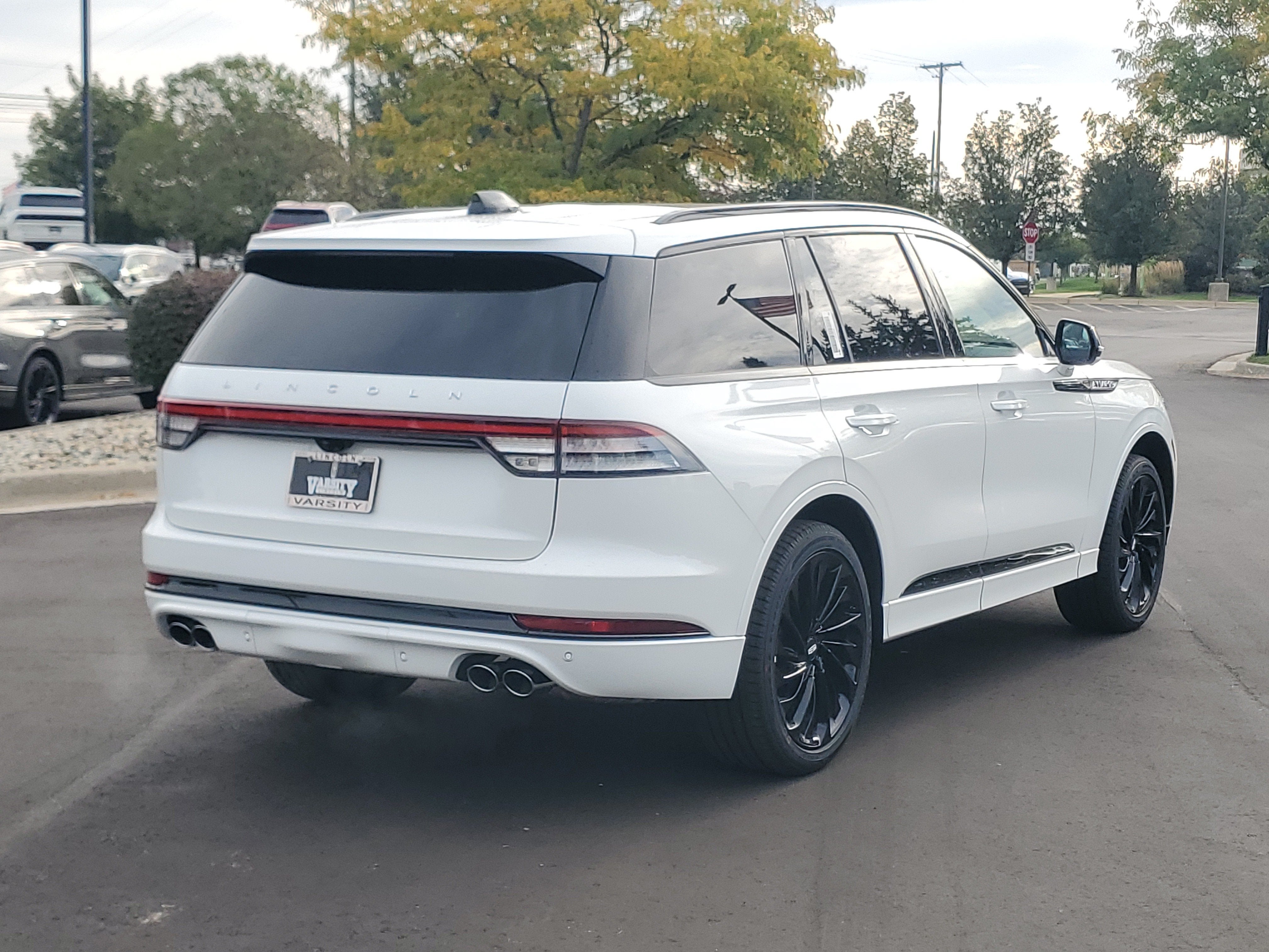 2027 Lincoln Aviator Reserve