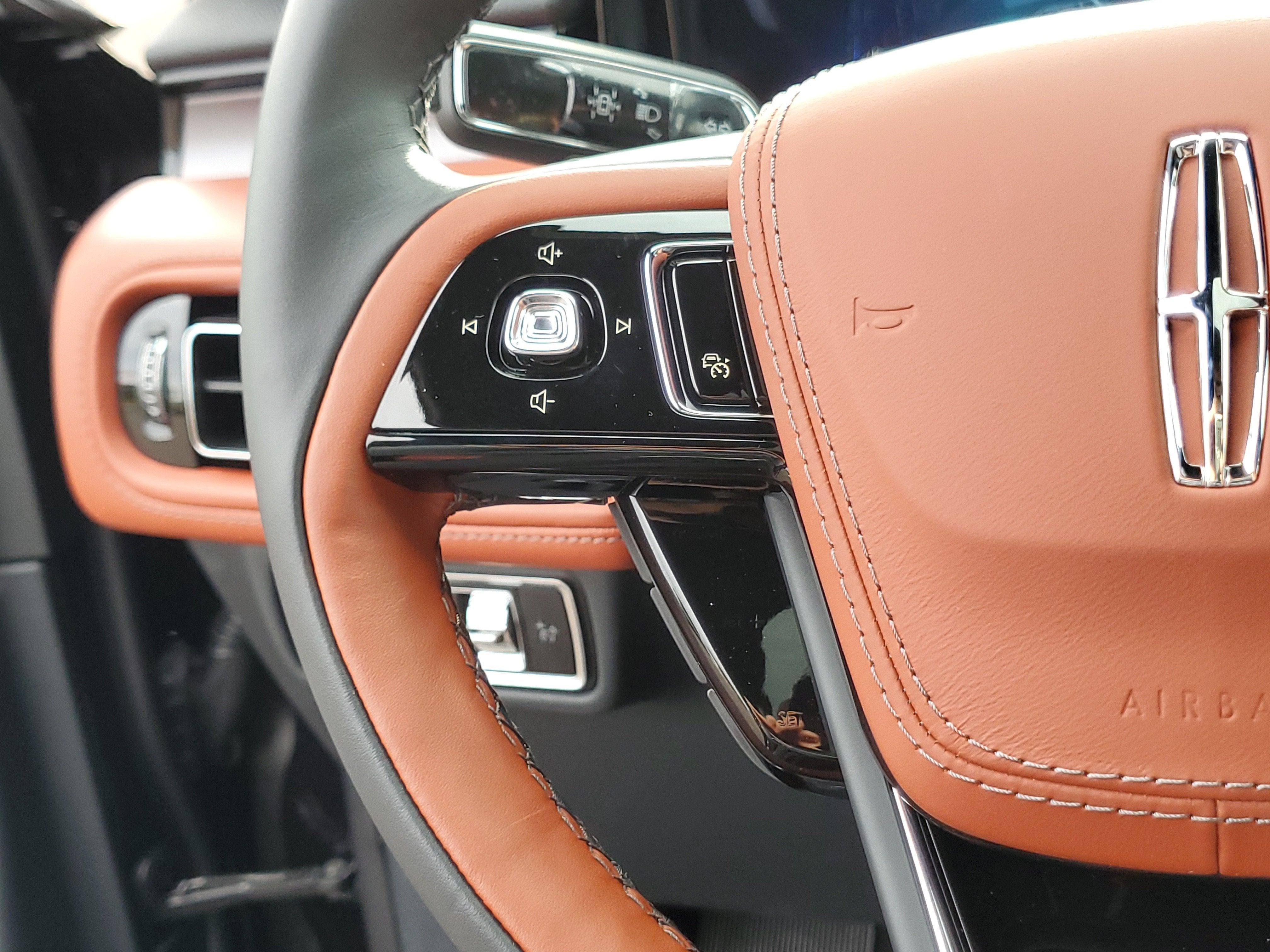 2027 Lincoln Aviator Reserve