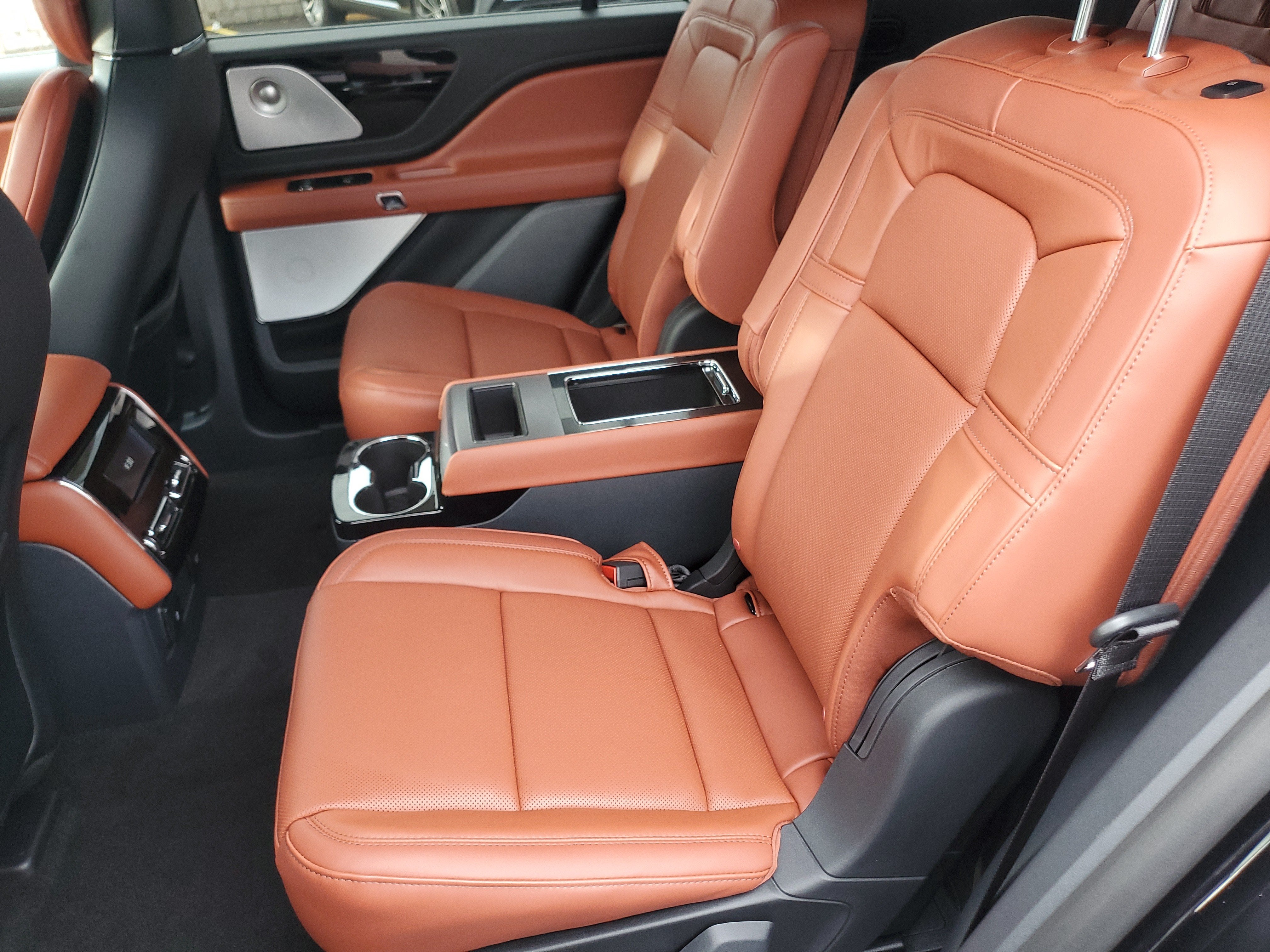 2027 Lincoln Aviator Reserve
