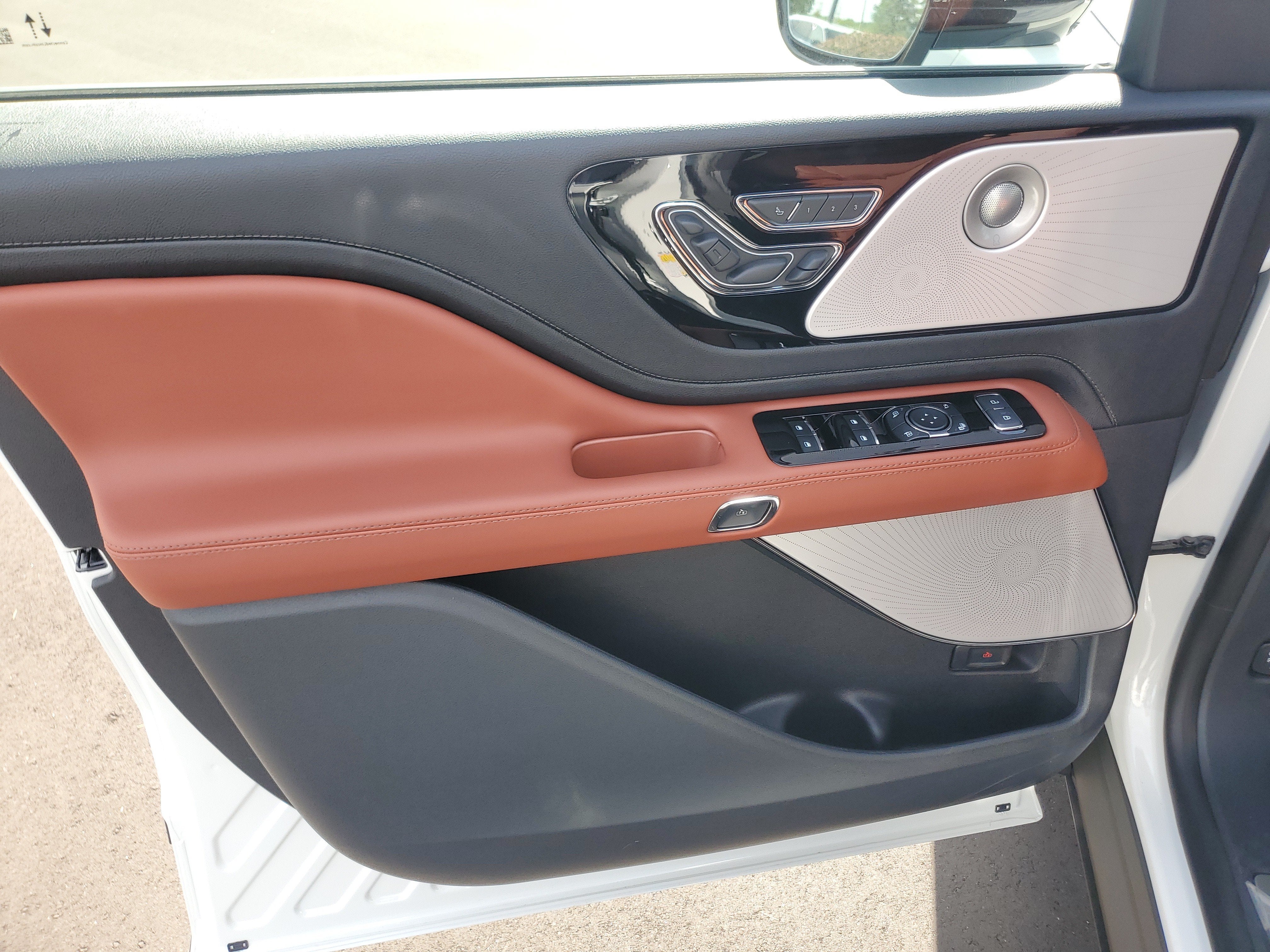 2027 Lincoln Aviator Reserve