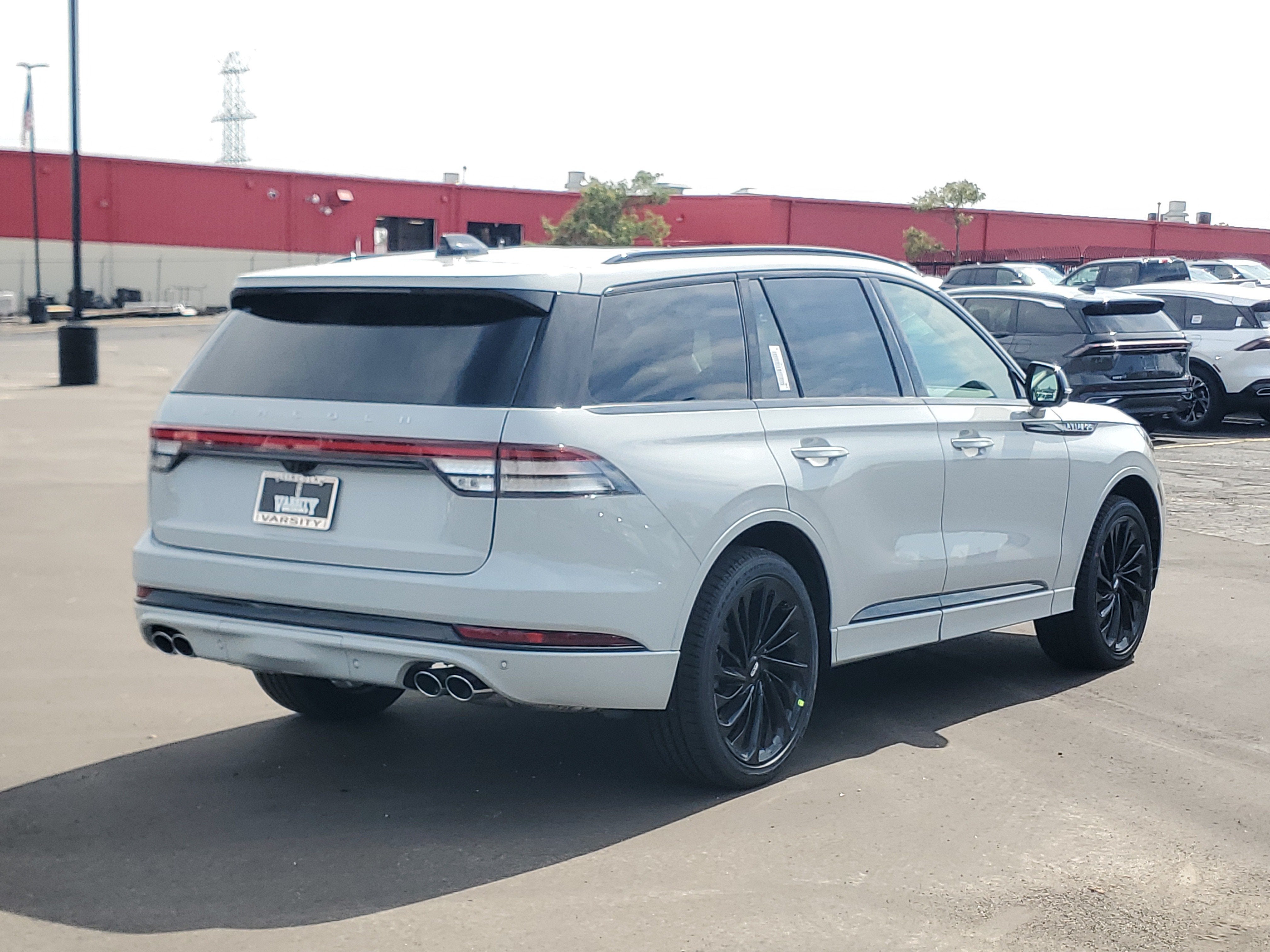 2027 Lincoln Aviator Reserve