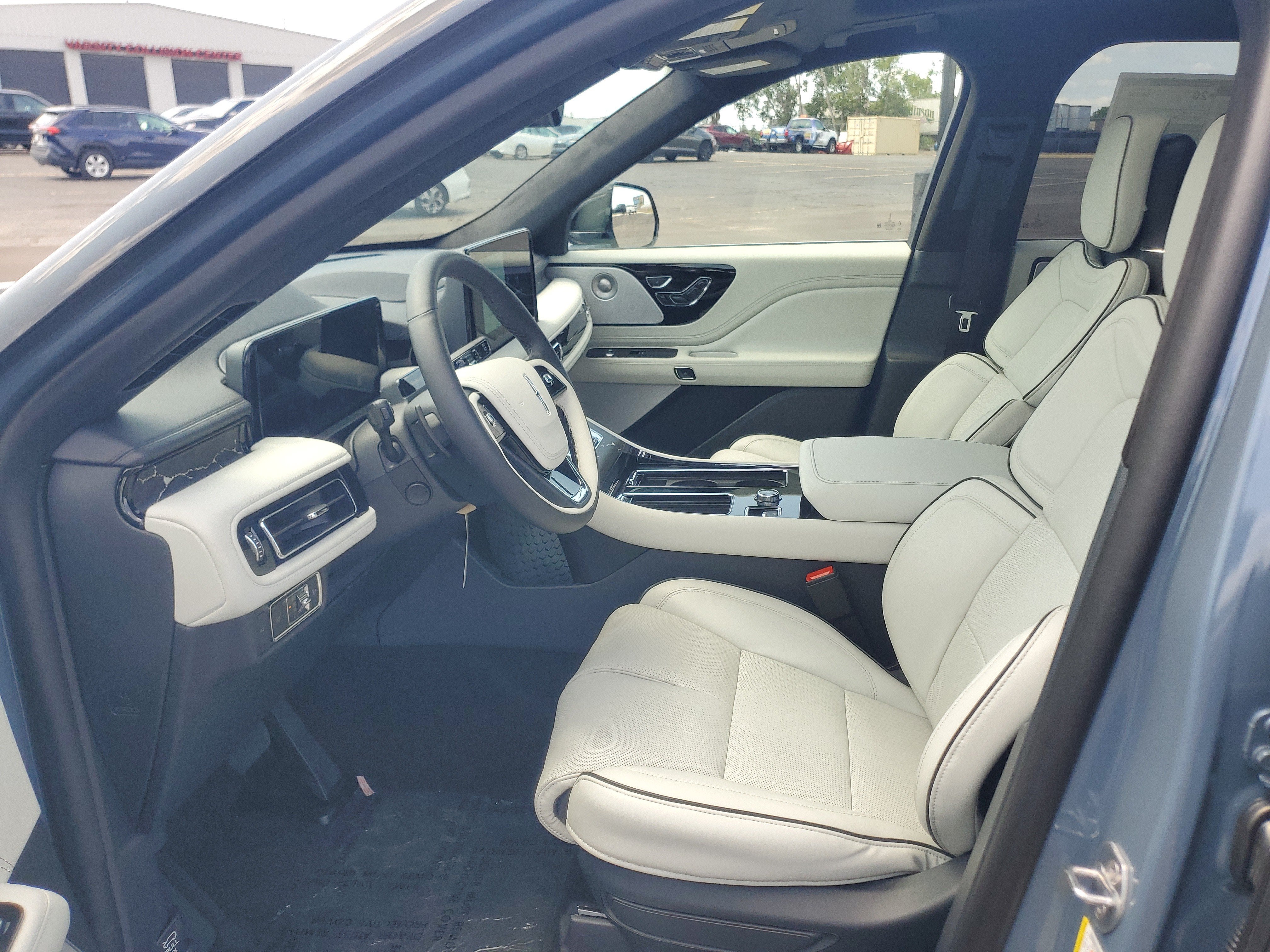 2026 Lincoln Aviator Black Label