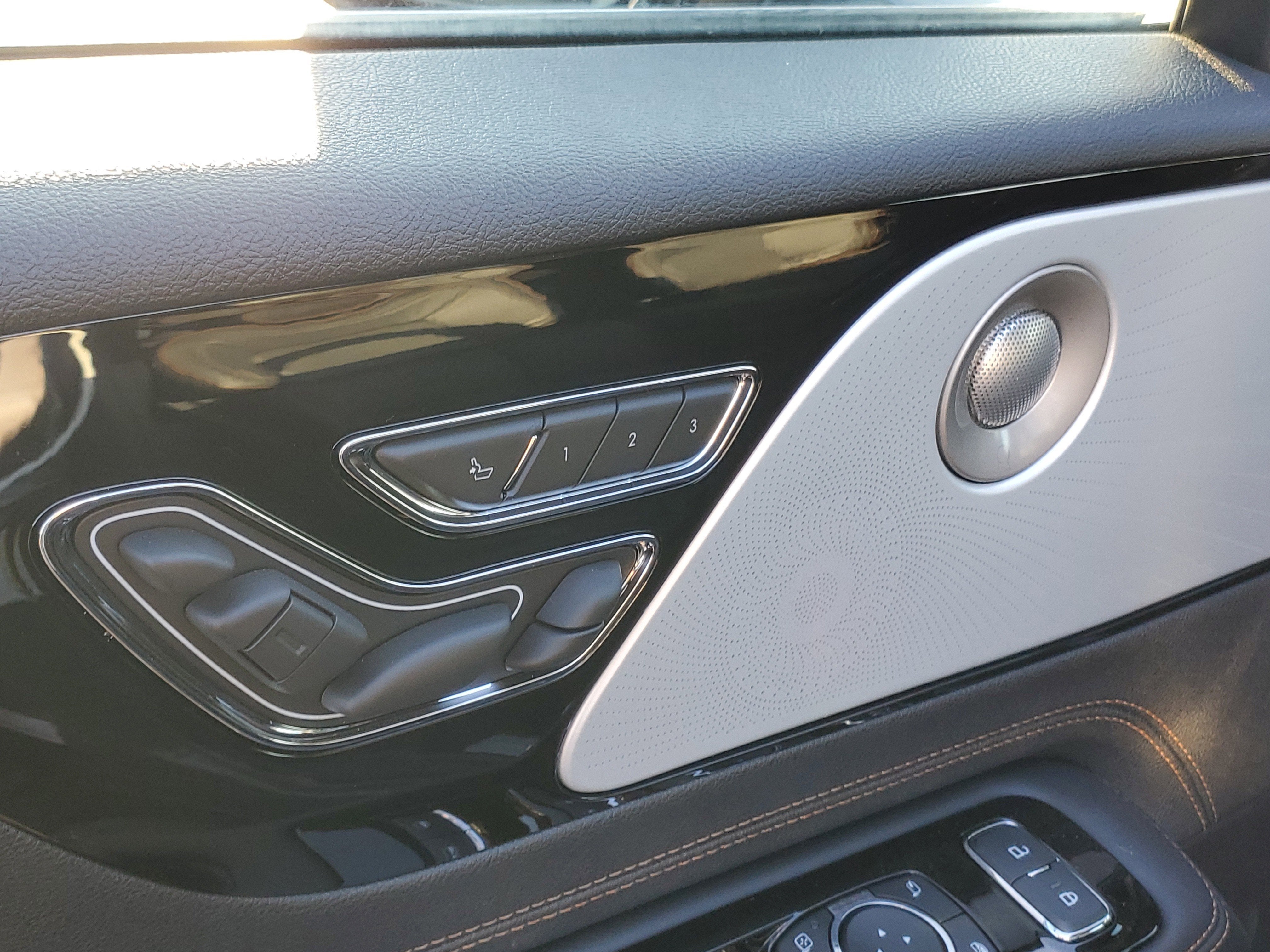 2025 Lincoln Aviator Black Label