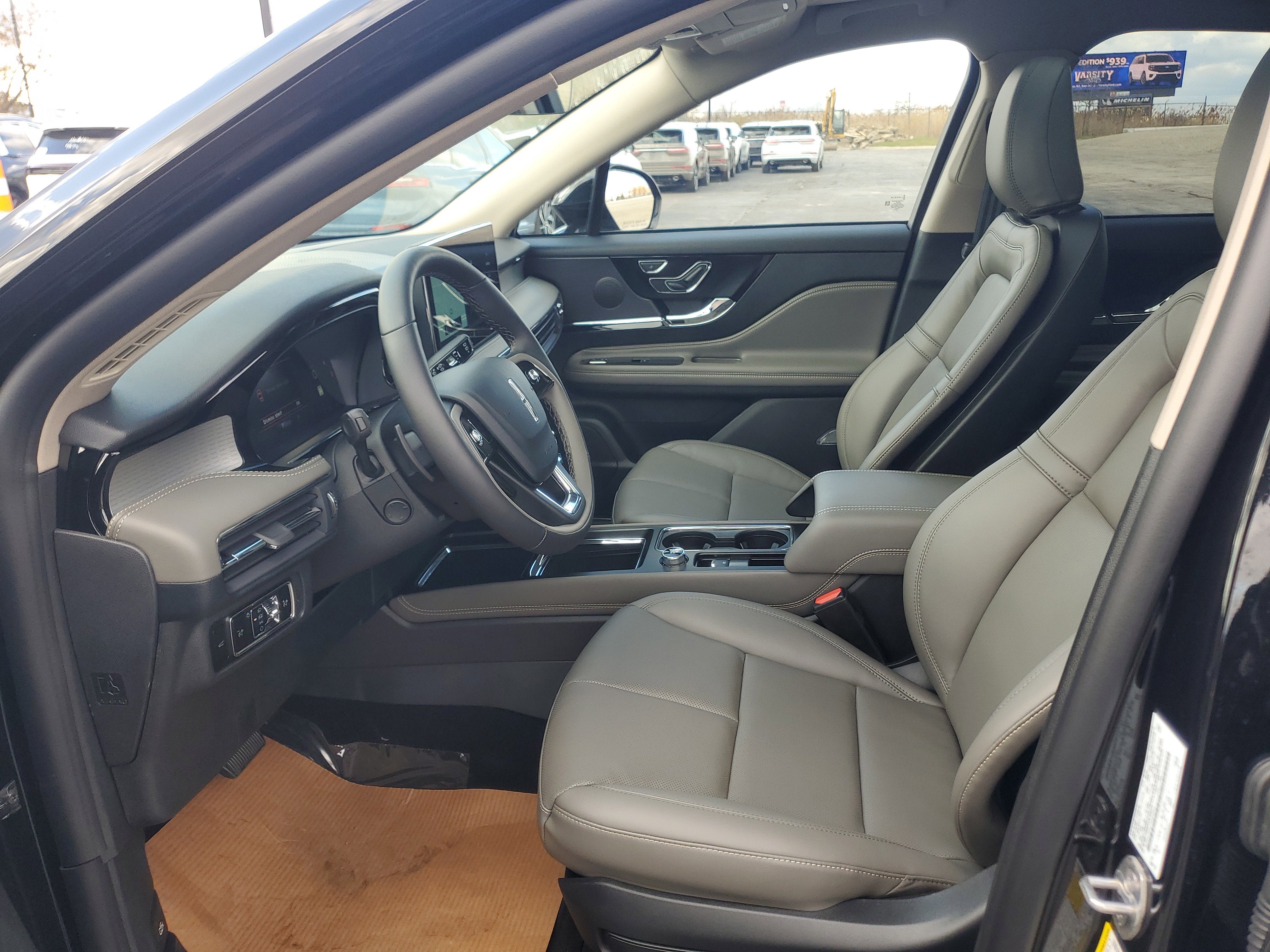 2026 Lincoln Corsair Premiere