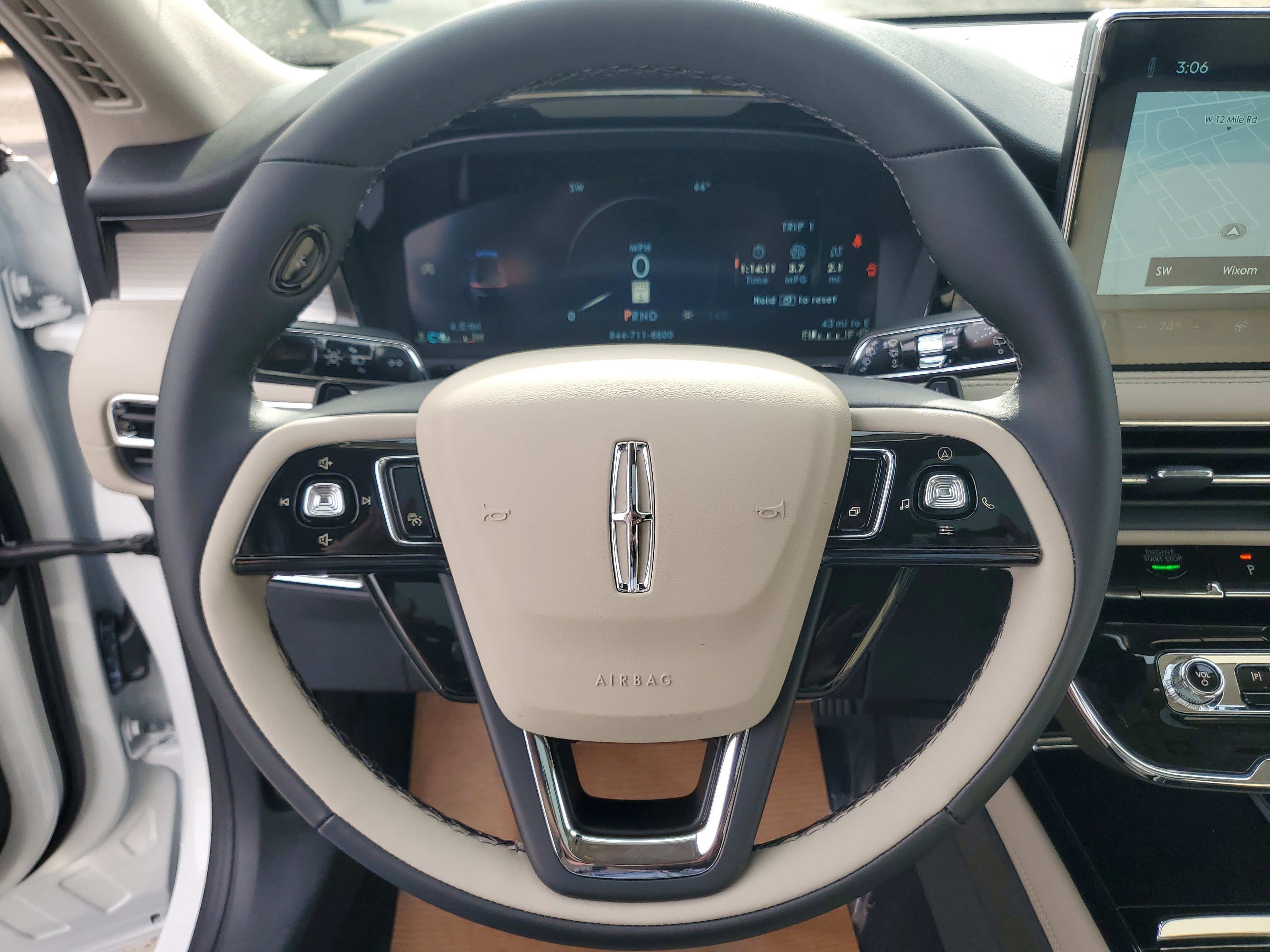 2026 Lincoln Corsair Premiere