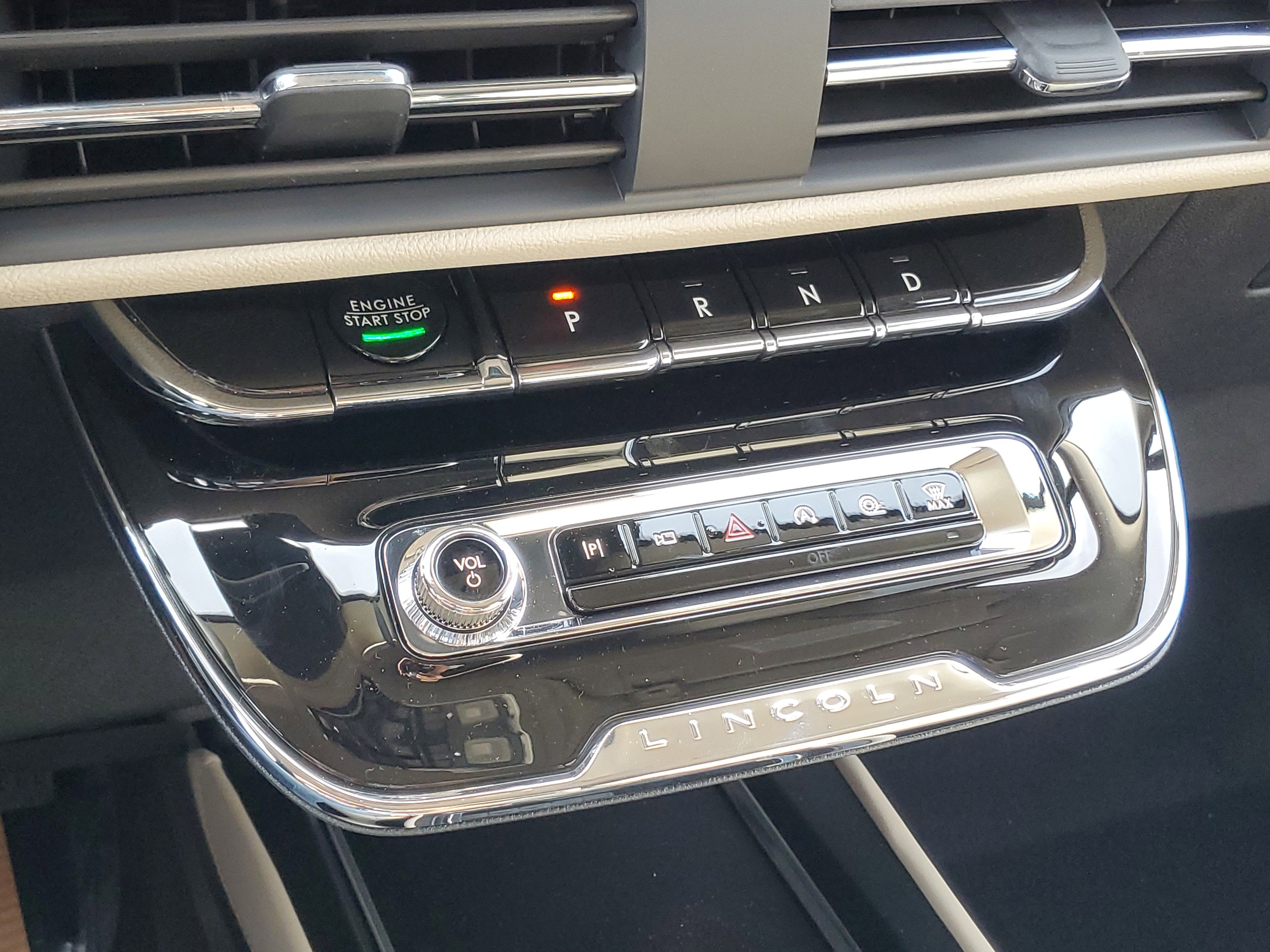 2026 Lincoln Corsair Premiere