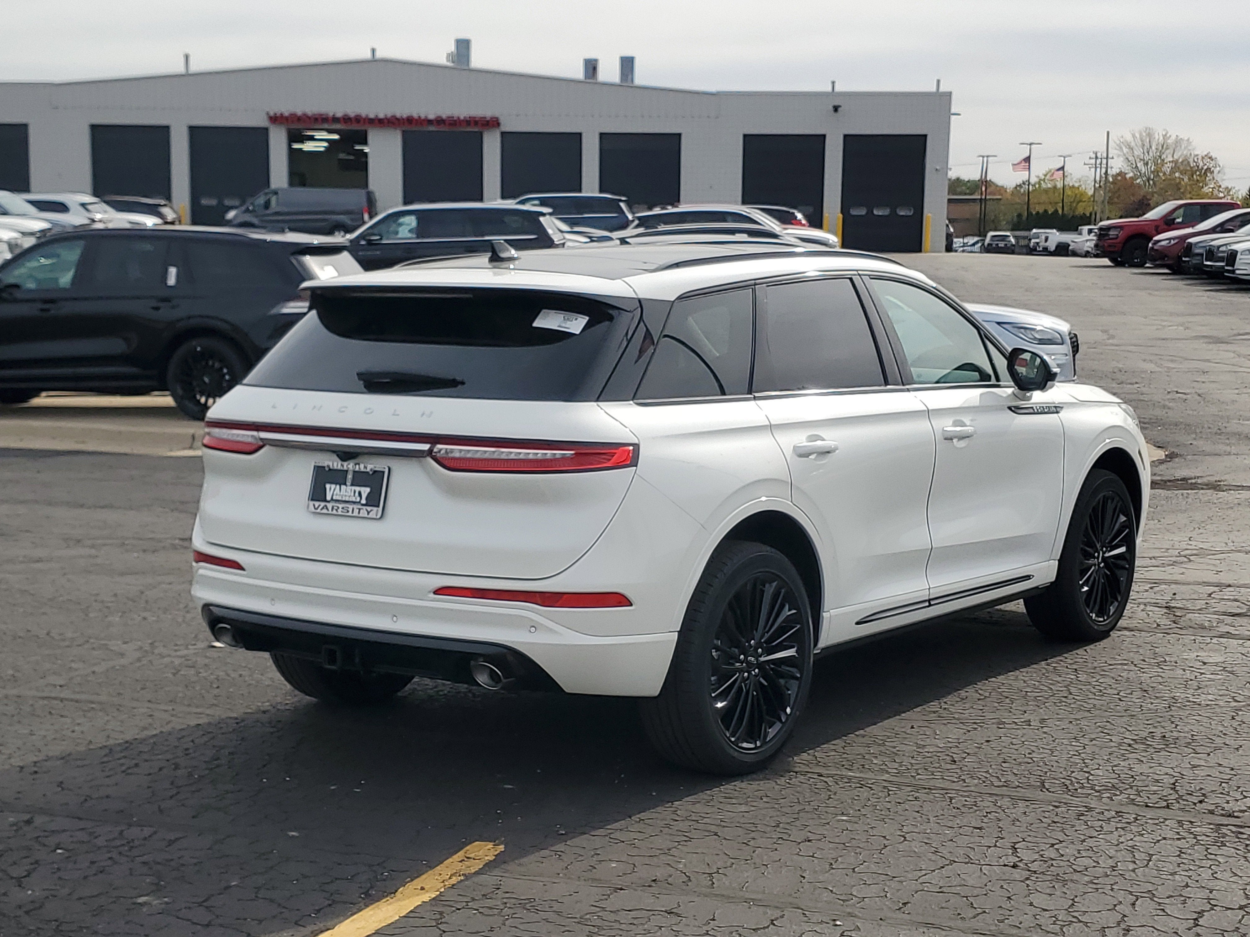 2026 Lincoln Corsair Premiere