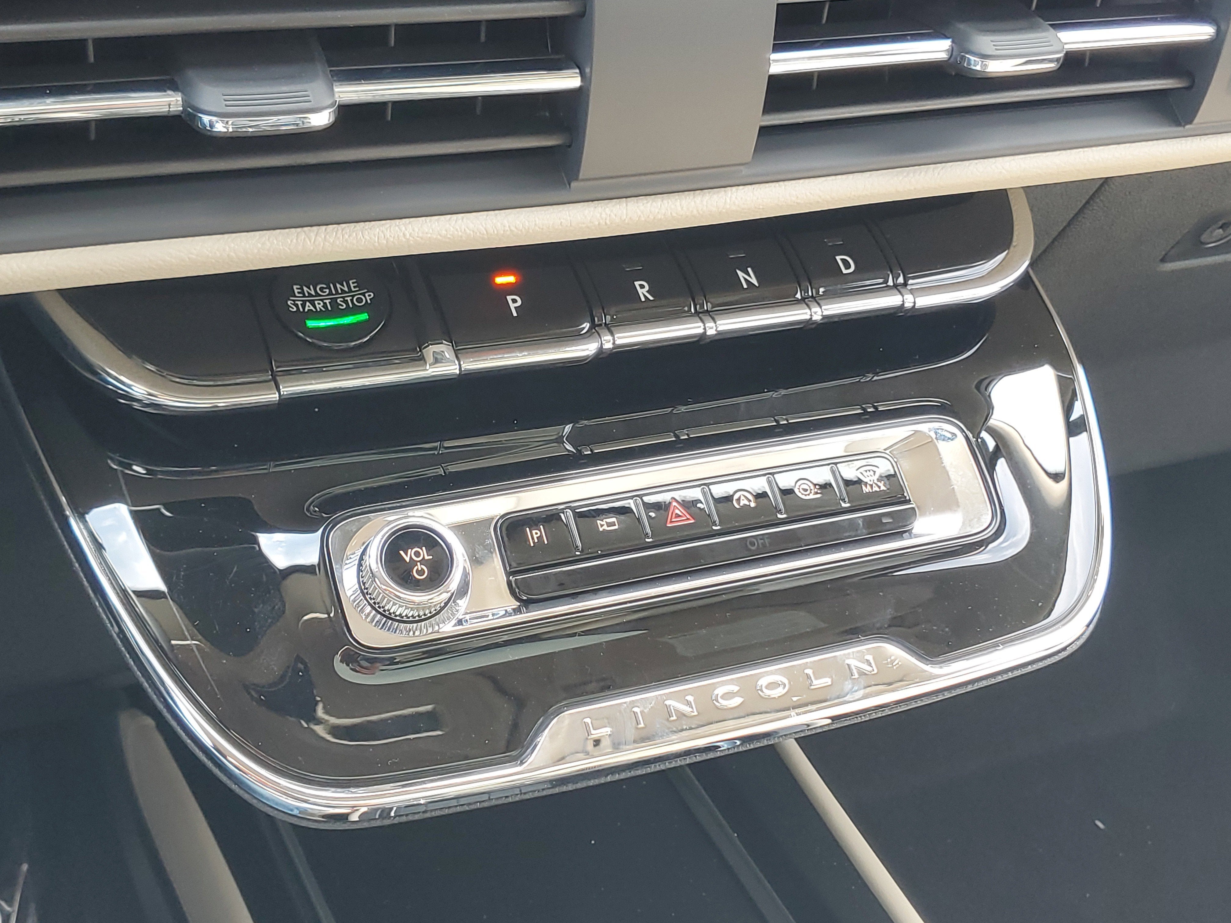 2026 Lincoln Corsair Premiere
