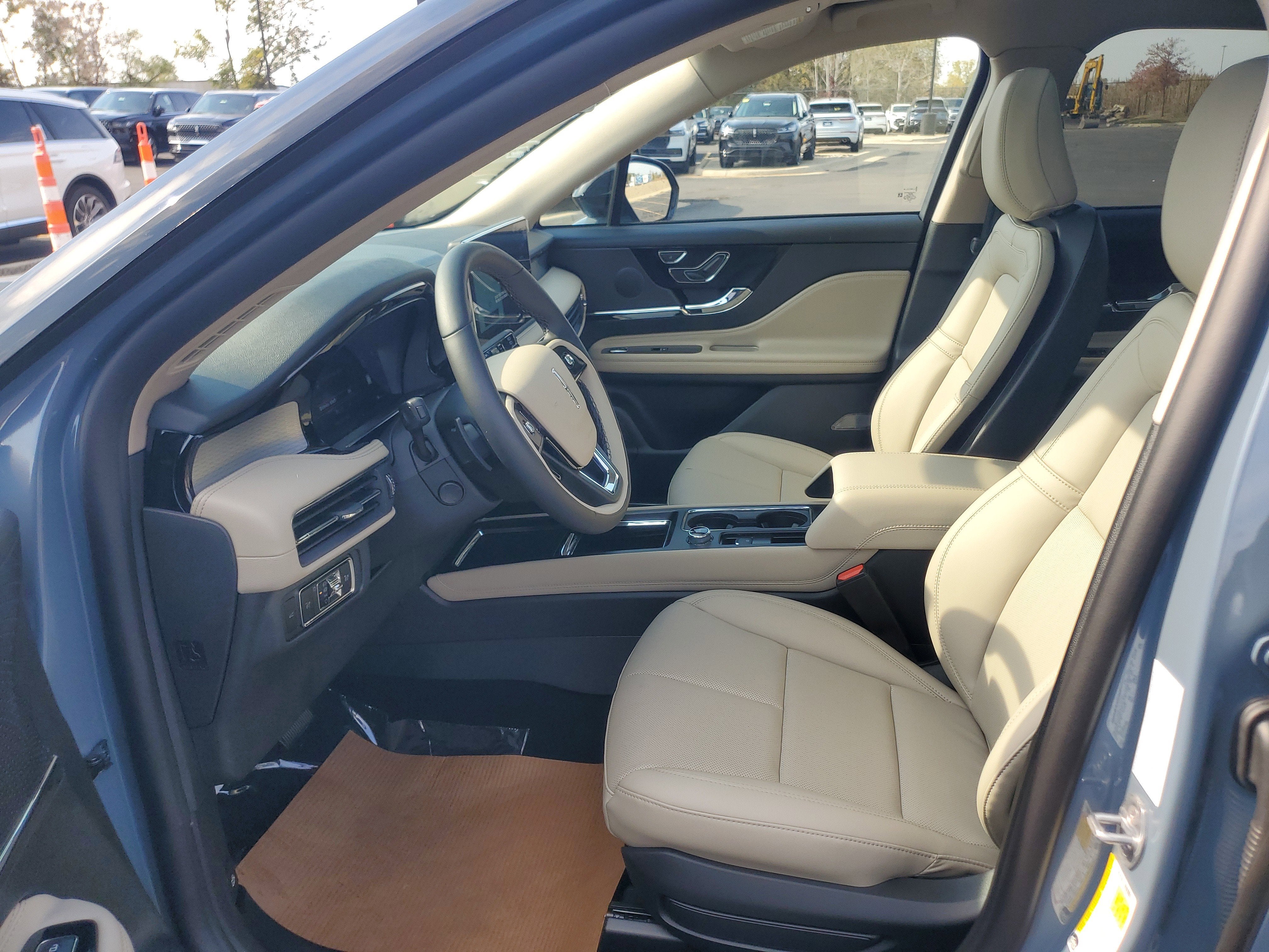 2026 Lincoln Corsair Premiere