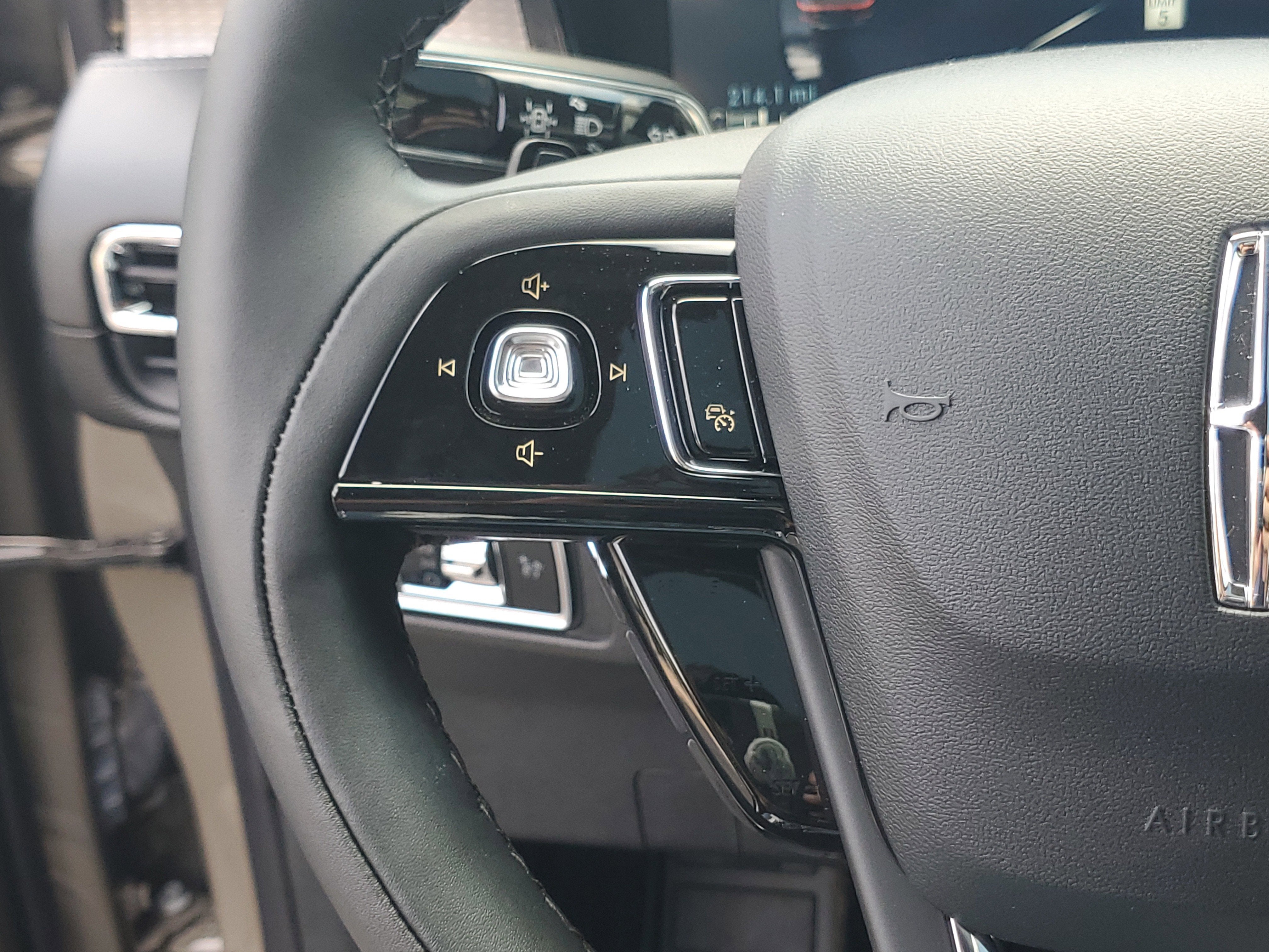 2025 Lincoln Corsair Reserve