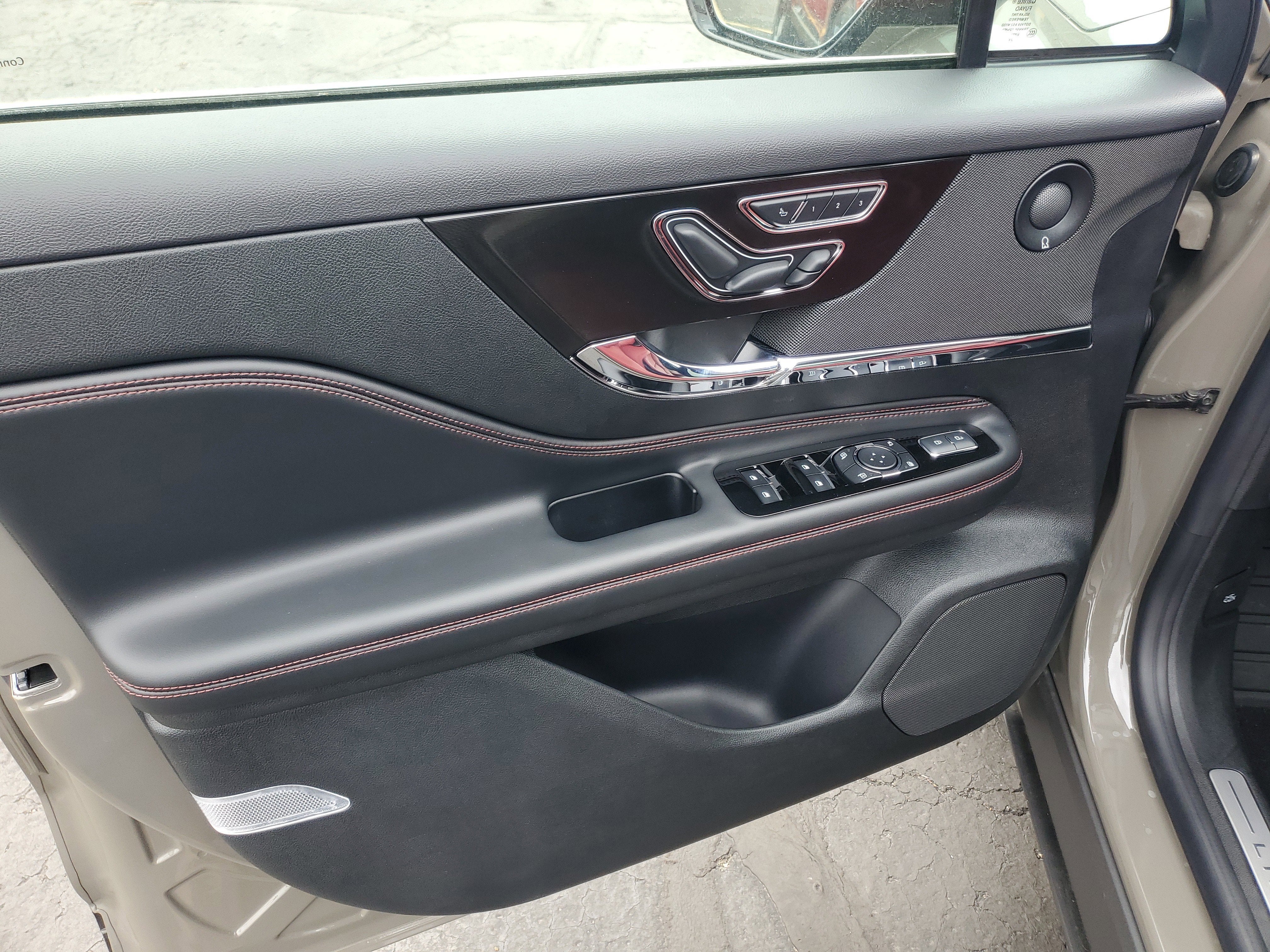 2025 Lincoln Corsair Reserve