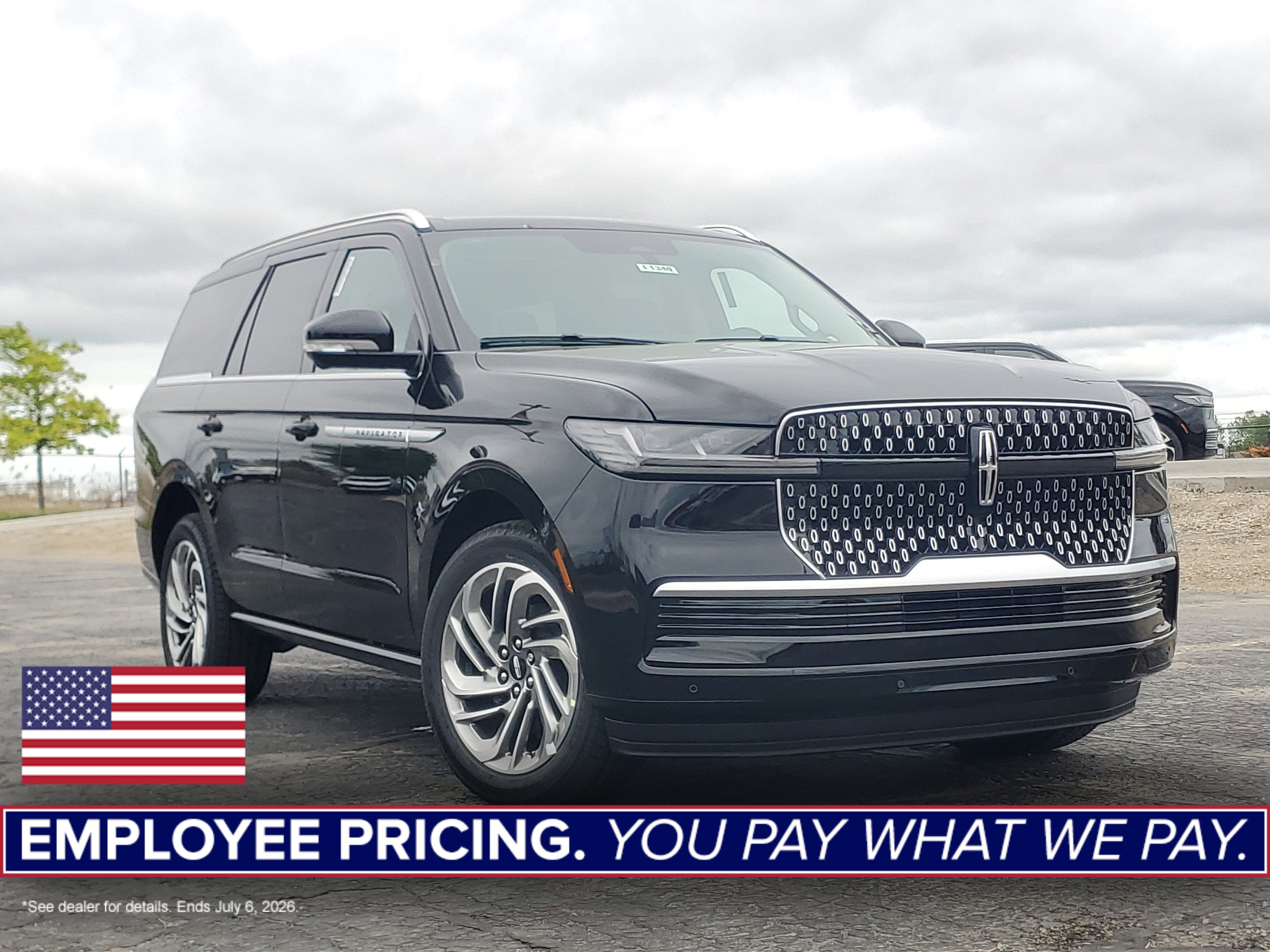 2026 Lincoln Navigator Reserve 4WD's photo