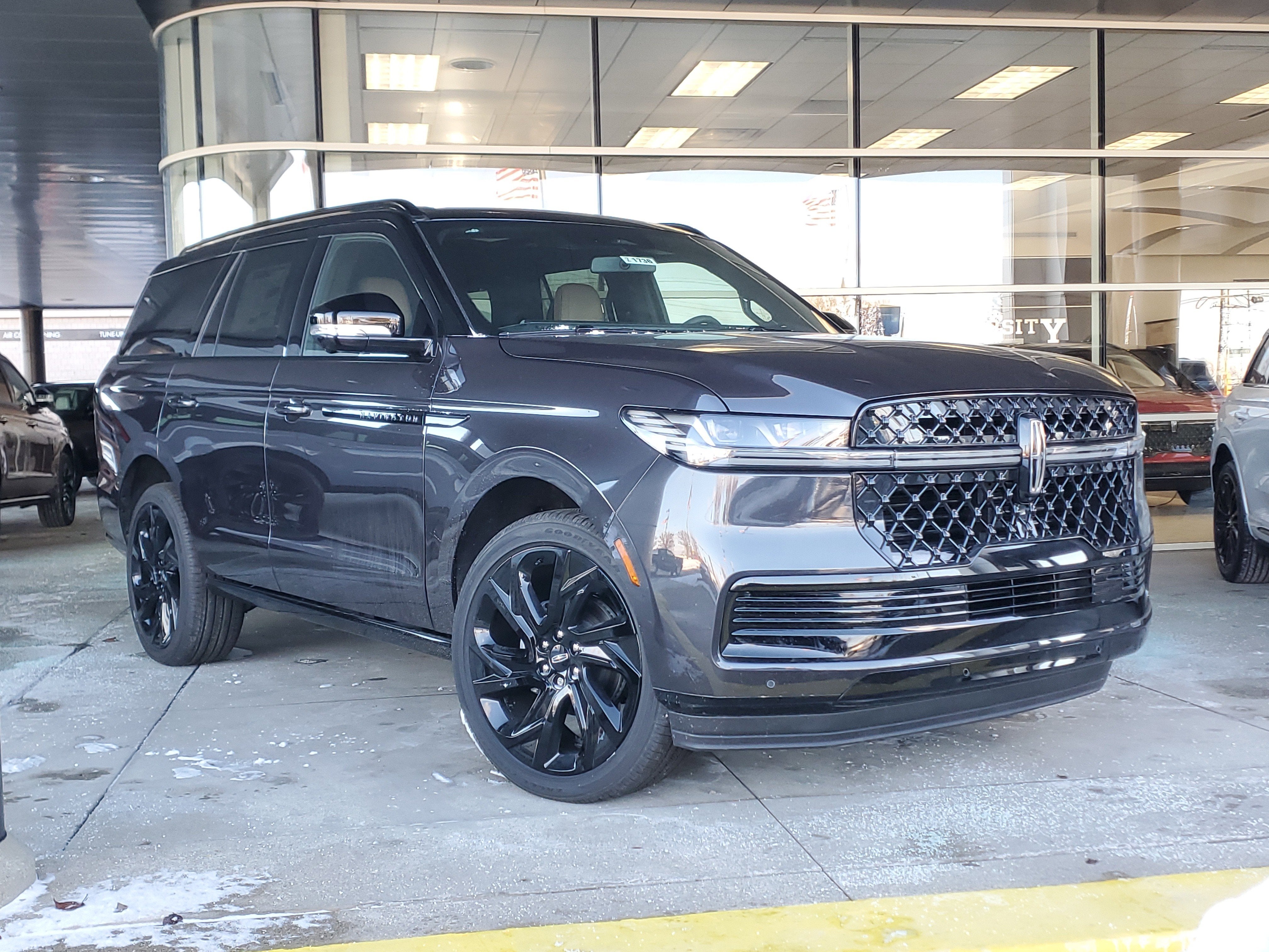 2025 Lincoln Navigator Black Label