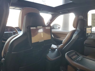 2025 Lincoln Navigator Black Label