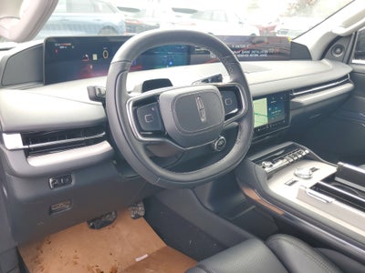 2026 Lincoln Navigator Premiere