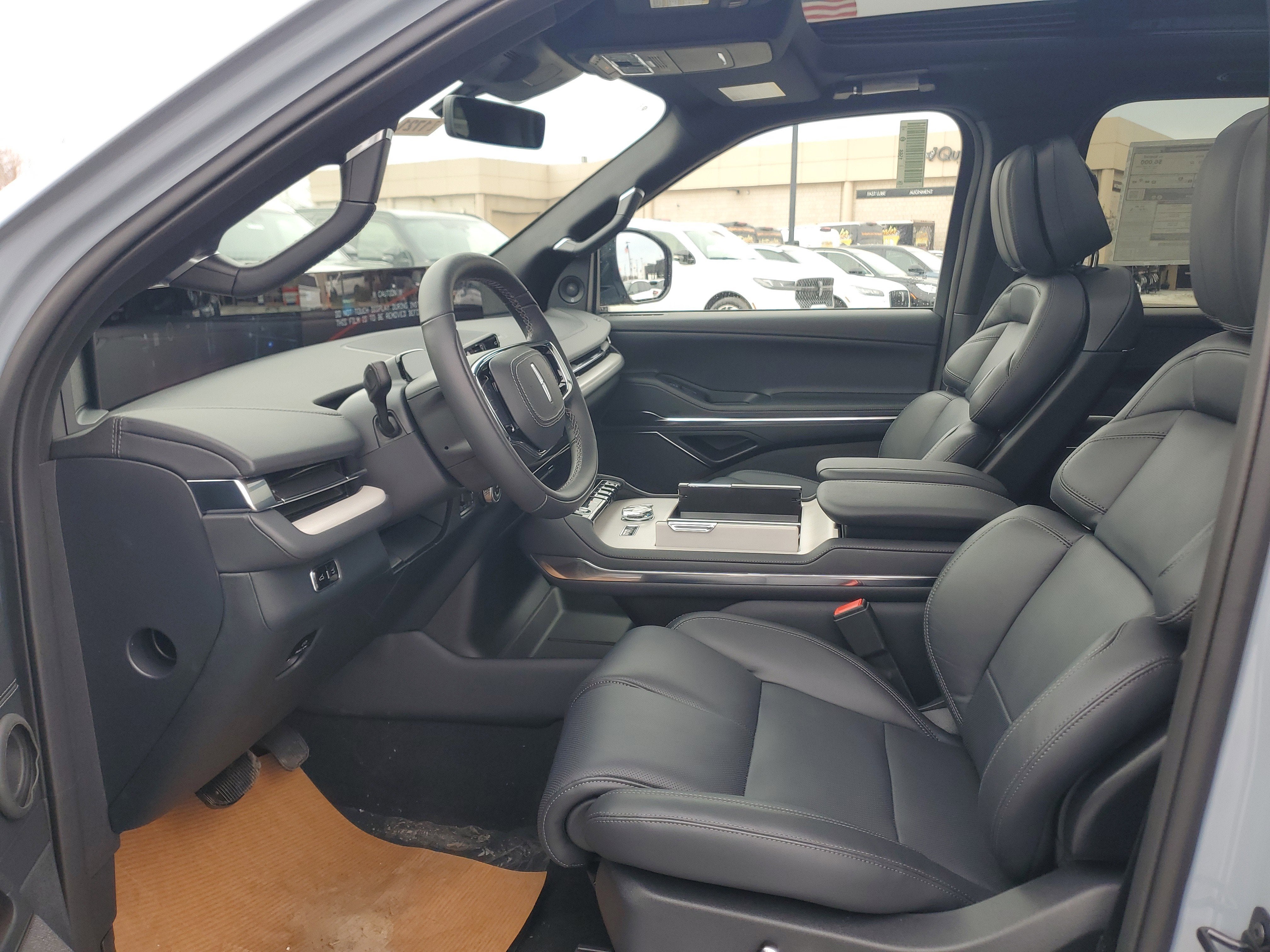 2025 Lincoln Navigator L Reserve