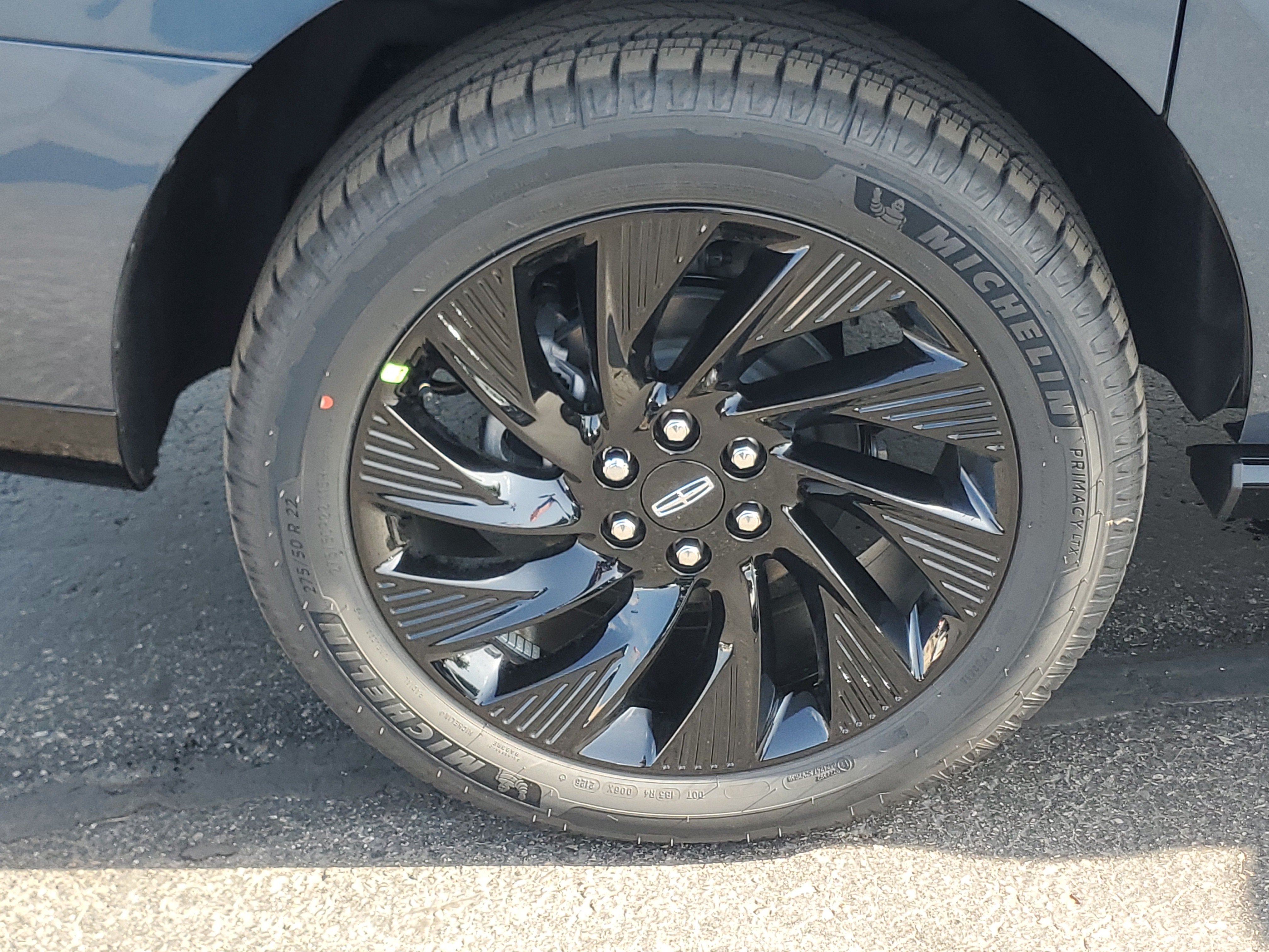 2027 Lincoln Navigator L Reserve