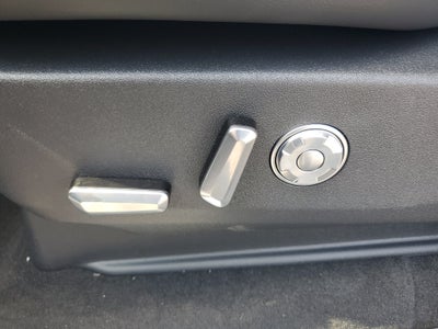 2027 Lincoln Navigator L Reserve