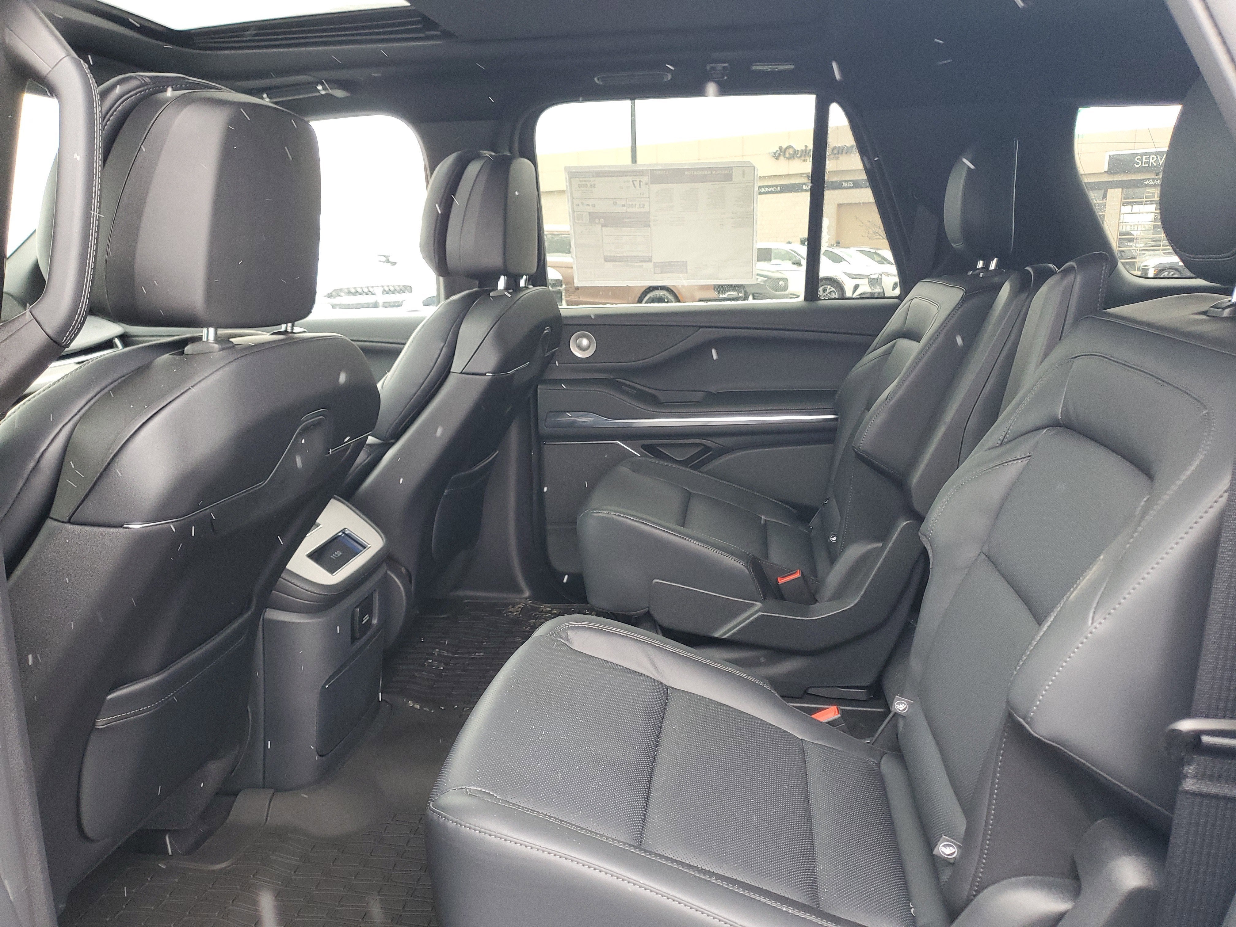 2025 Lincoln Navigator L Reserve