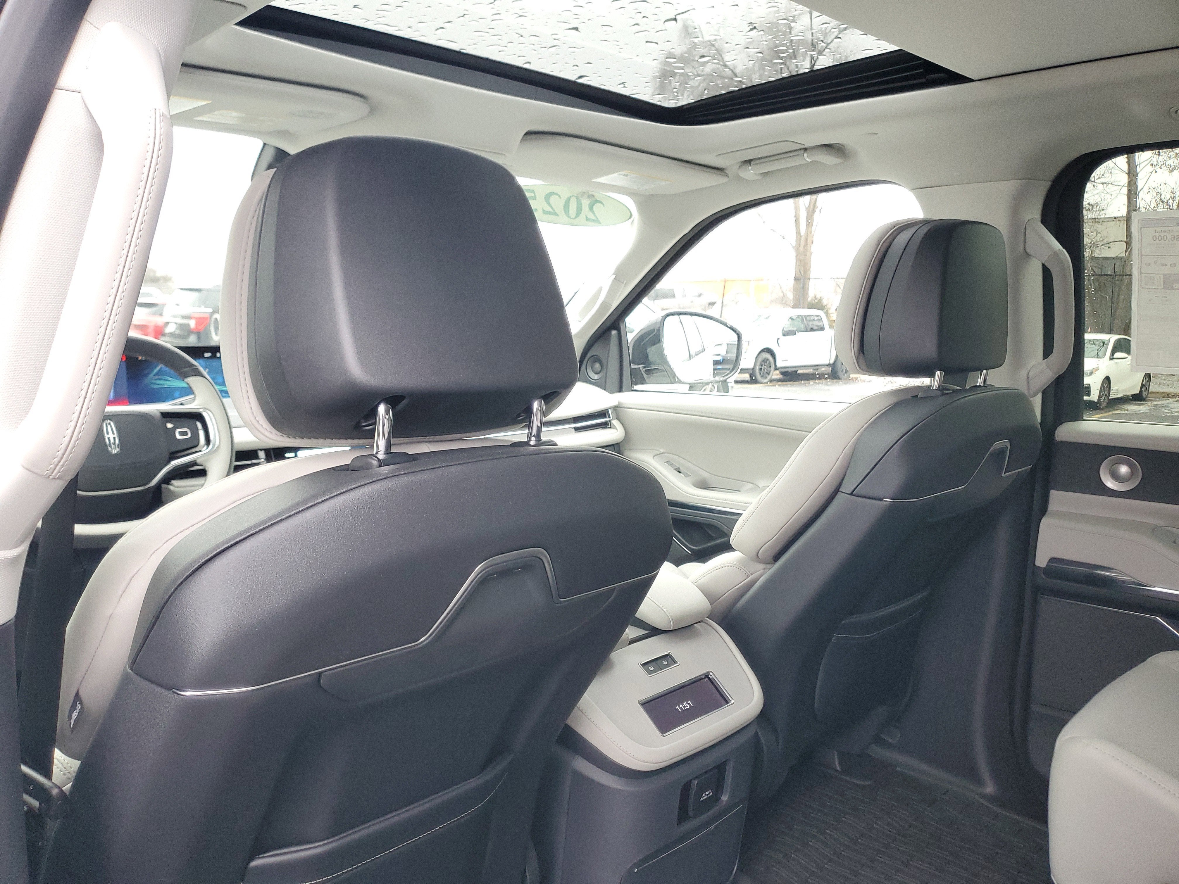 2025 Lincoln Navigator L Reserve