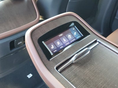 2027 Lincoln Navigator L Reserve