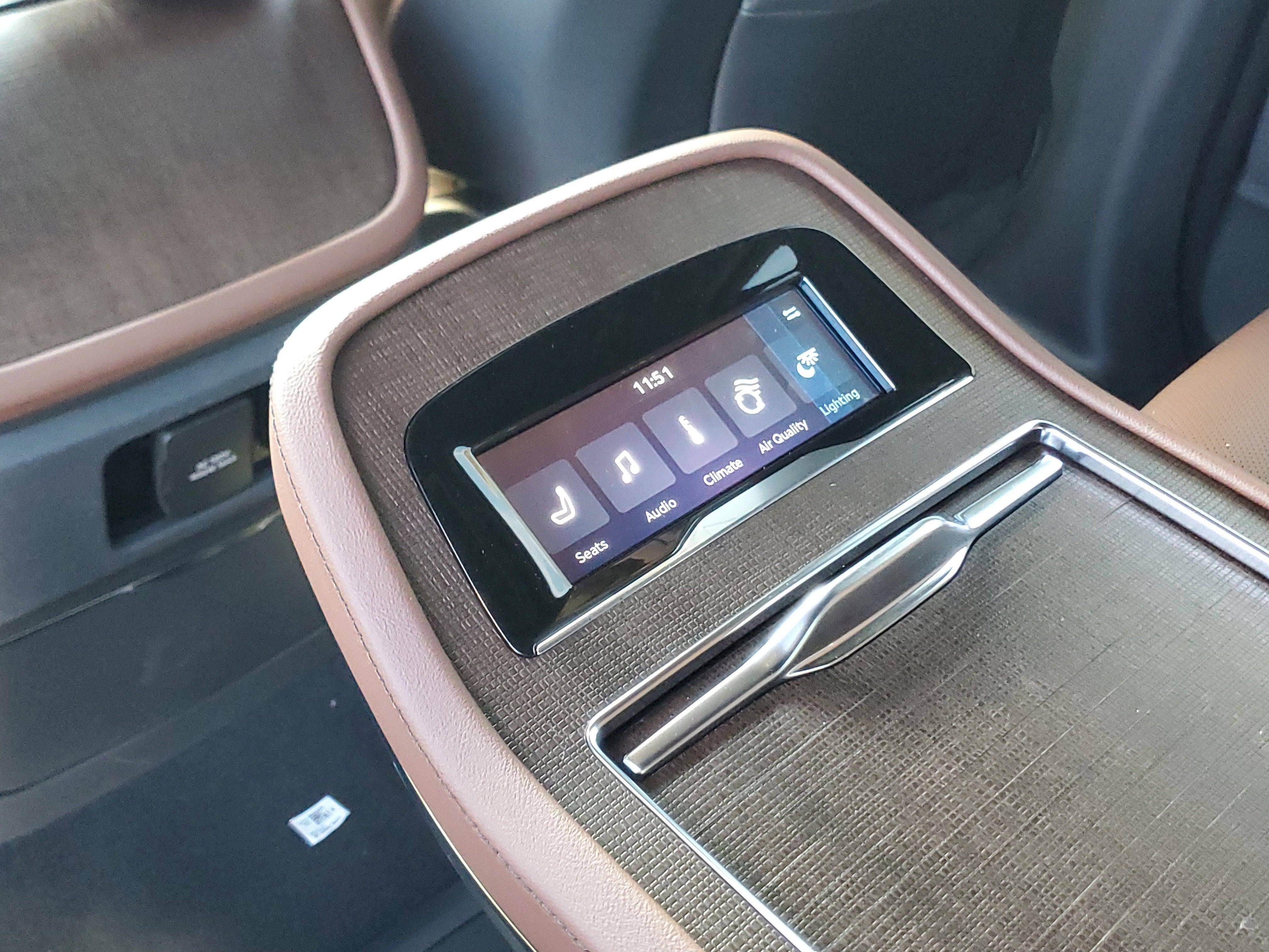 2027 Lincoln Navigator L Reserve