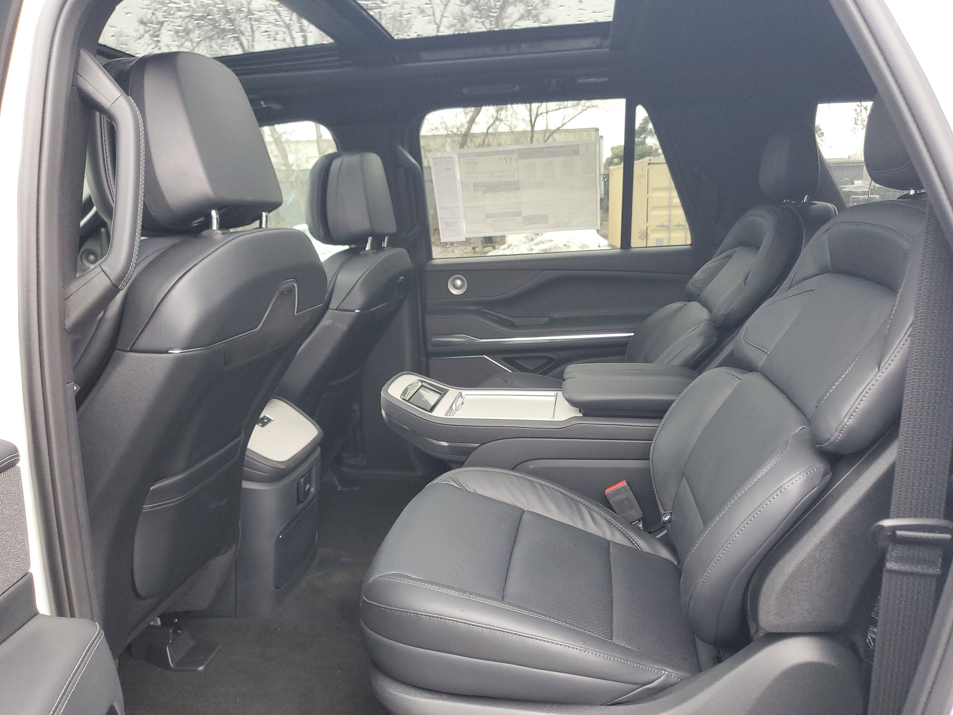 2025 Lincoln Navigator L Reserve