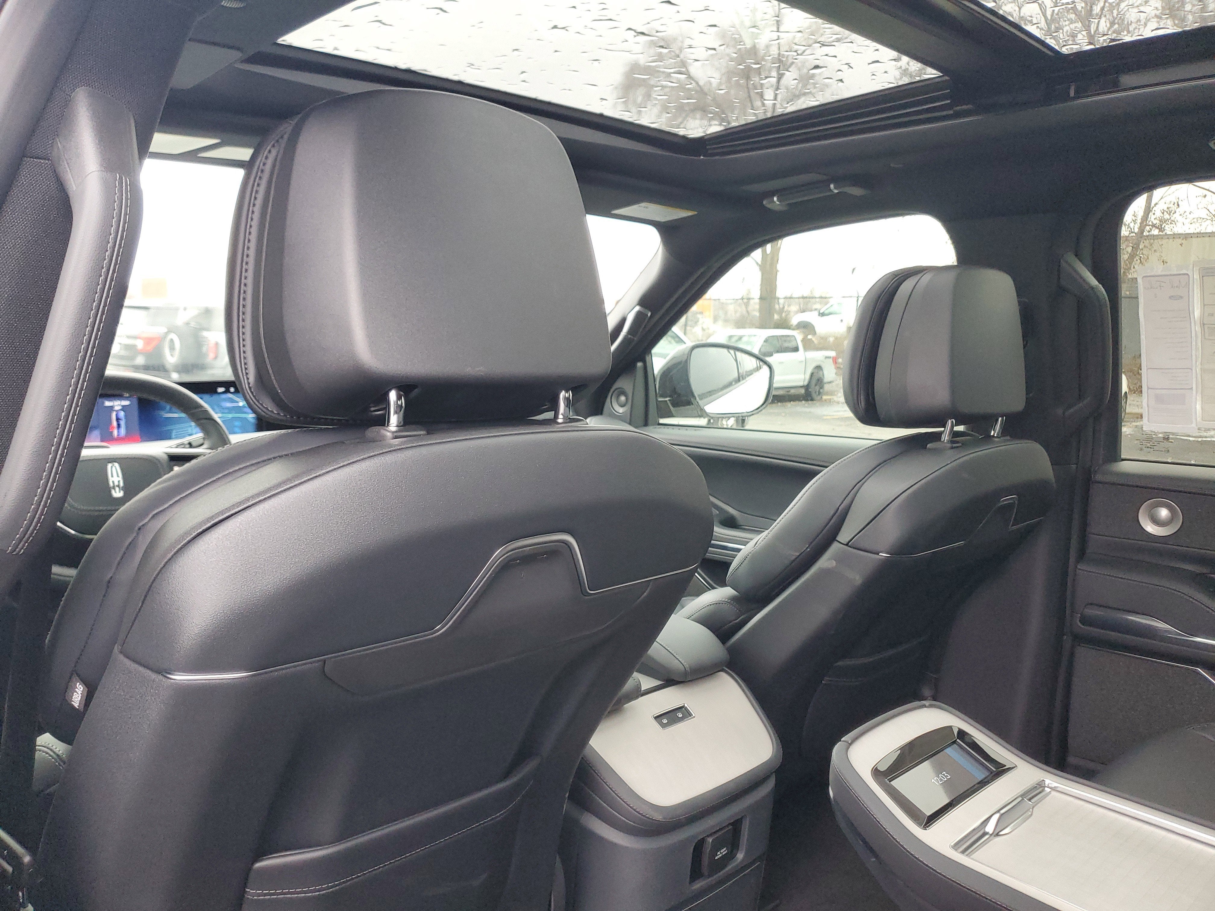 2025 Lincoln Navigator L Reserve