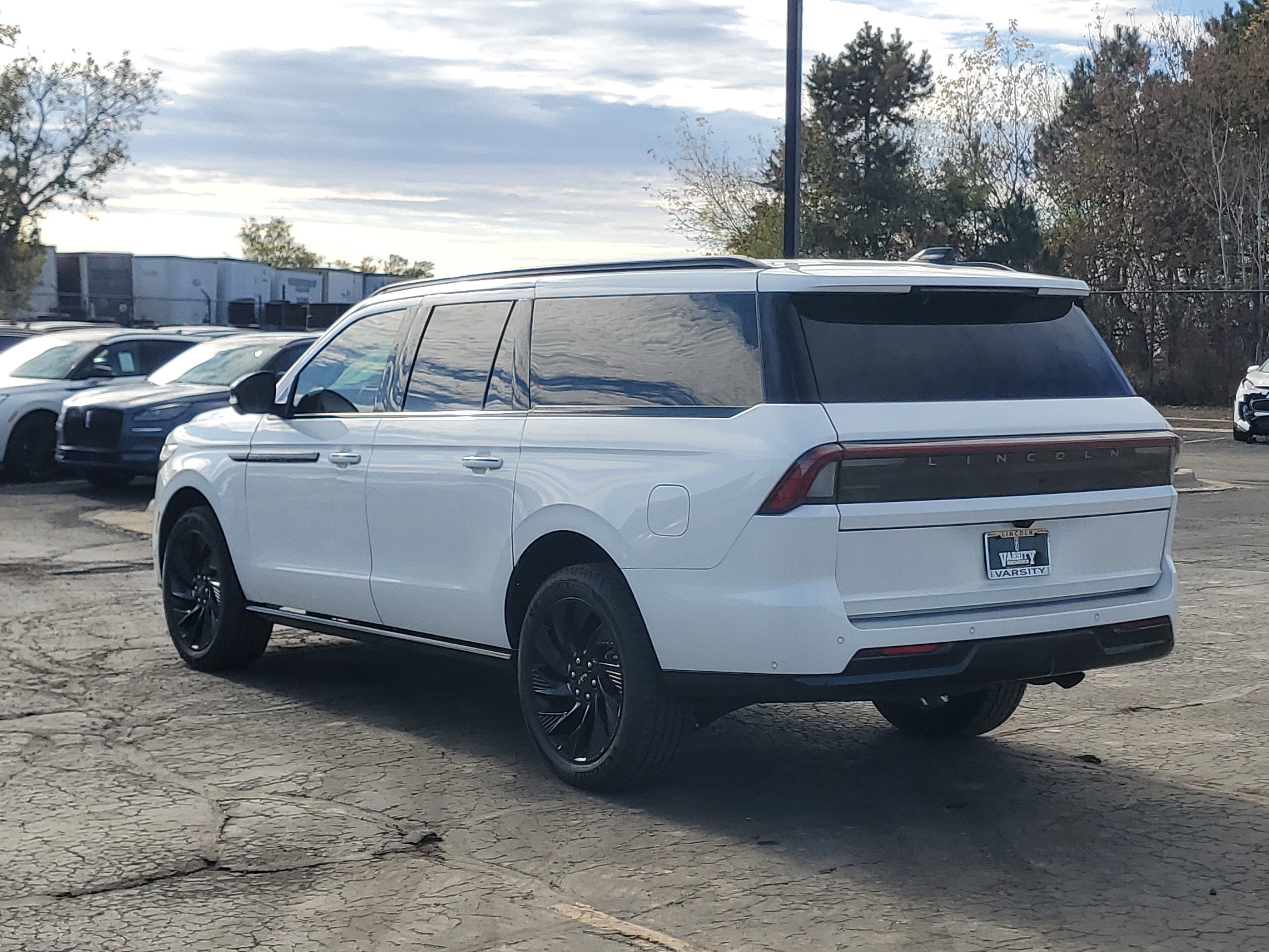 2025 Lincoln Navigator L Reserve
