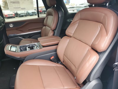 2026 Lincoln Navigator L Reserve