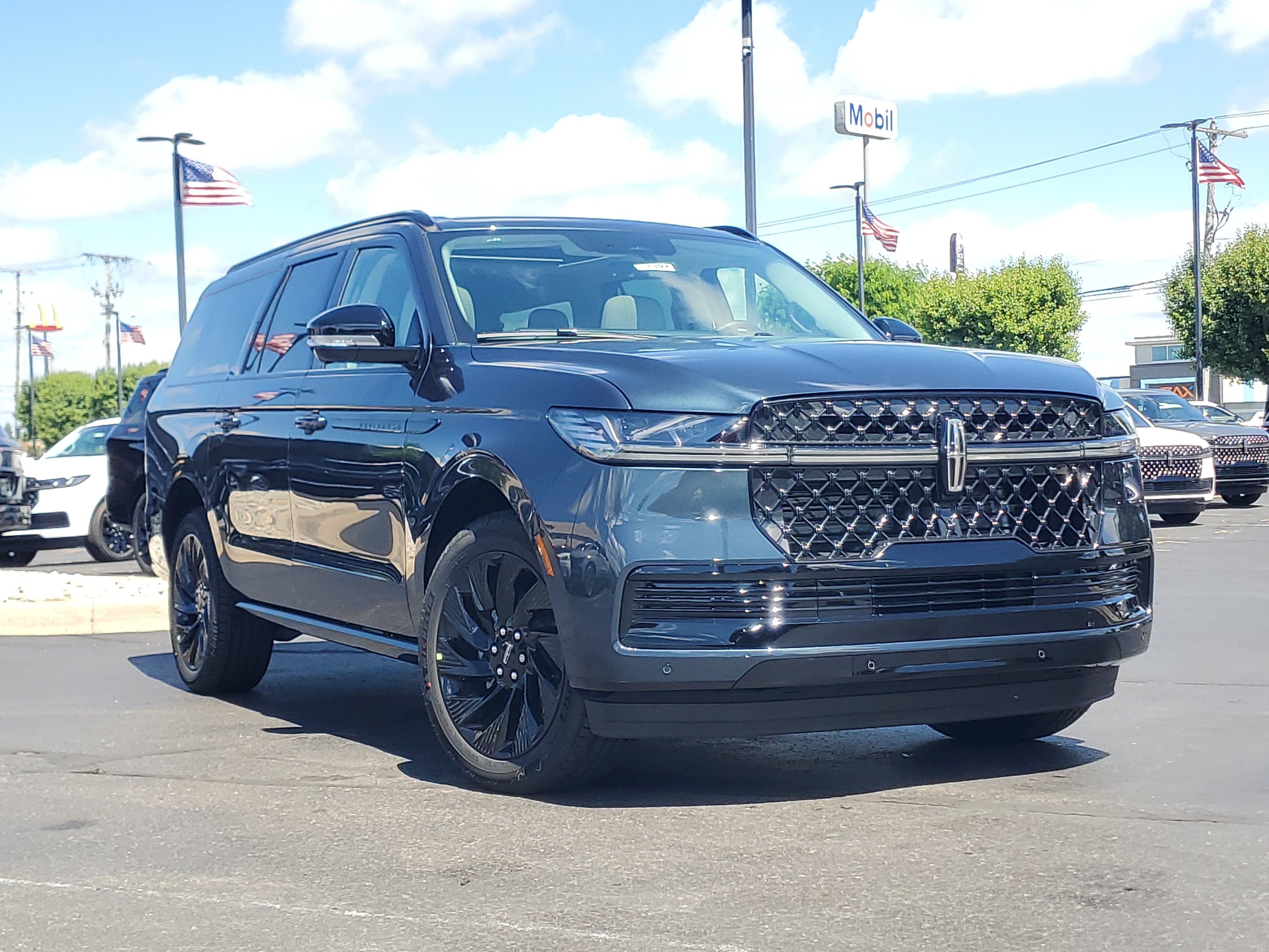 2026 Lincoln Navigator L Reserve