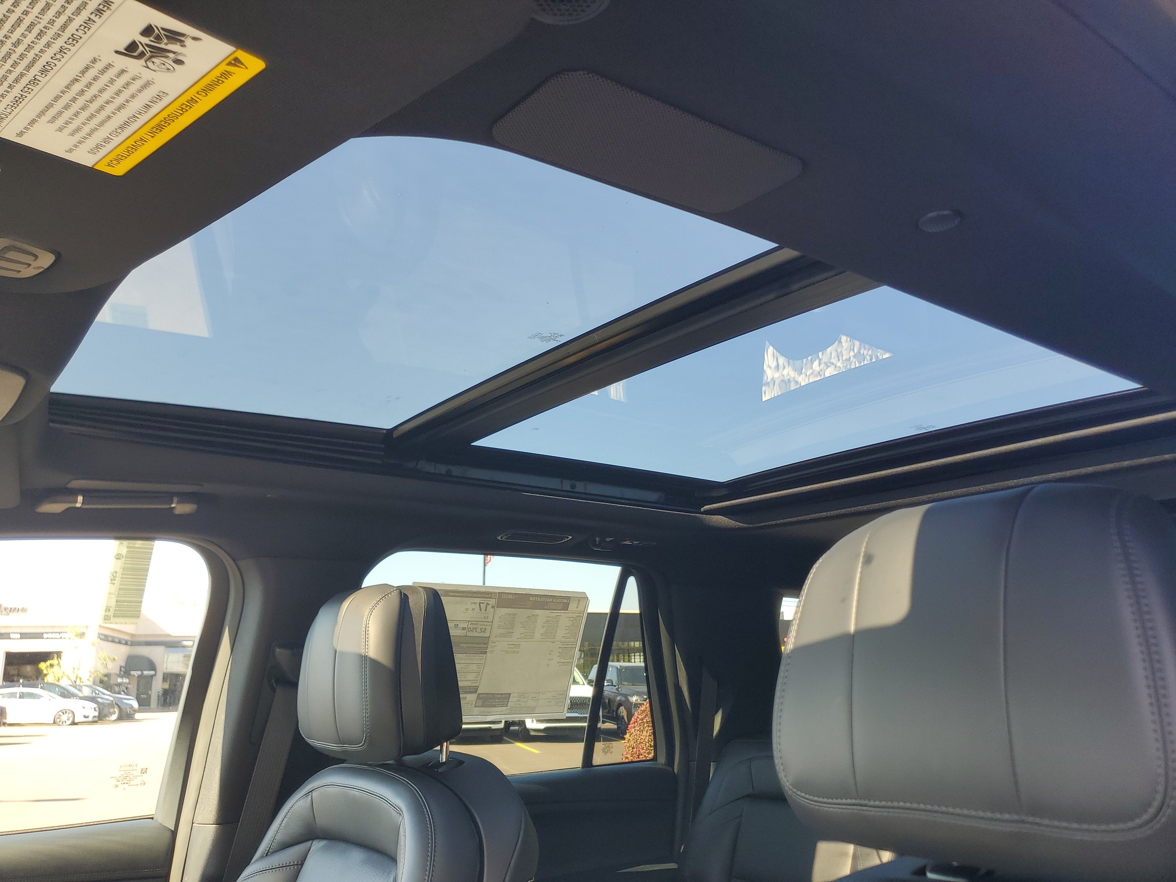 2027 Lincoln Navigator L Reserve