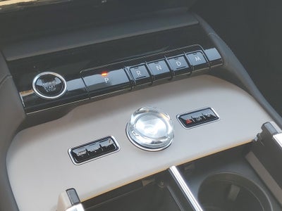 2027 Lincoln Navigator L Reserve
