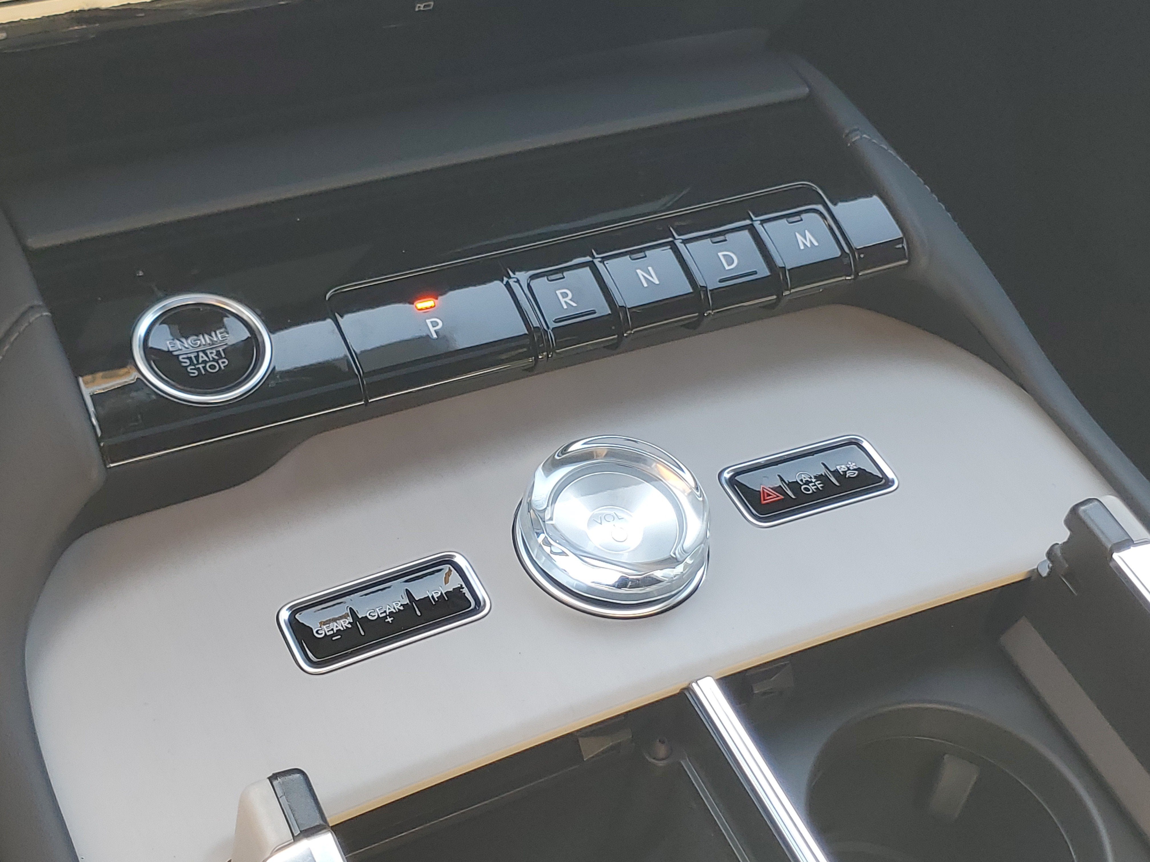 2027 Lincoln Navigator L Reserve