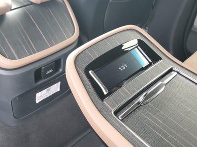 2027 Lincoln Navigator L Black Label