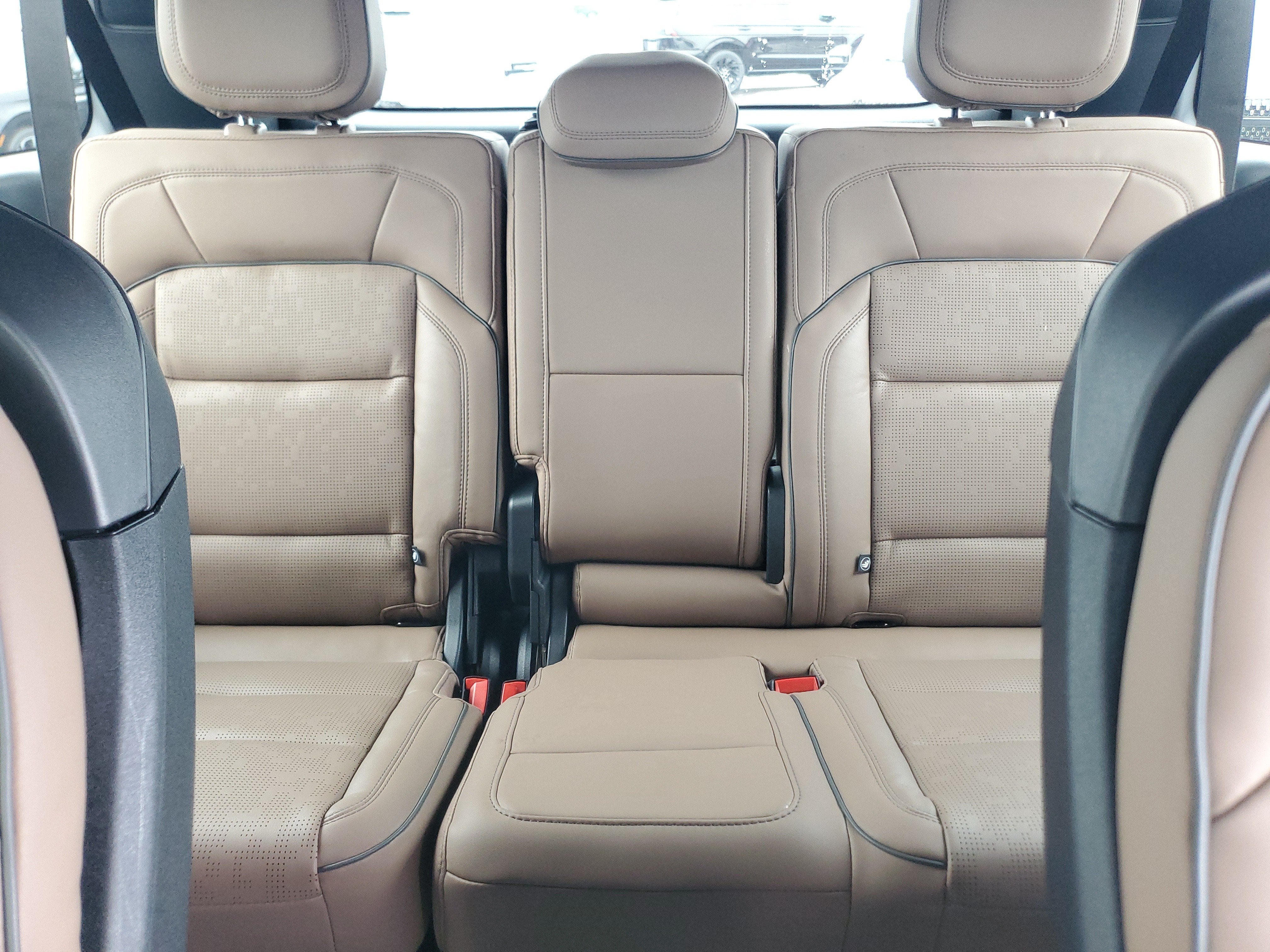 2027 Lincoln Navigator L Black Label