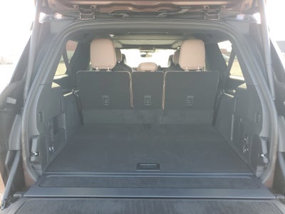2027 Lincoln Navigator L Black Label