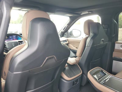 2027 Lincoln Navigator L Black Label