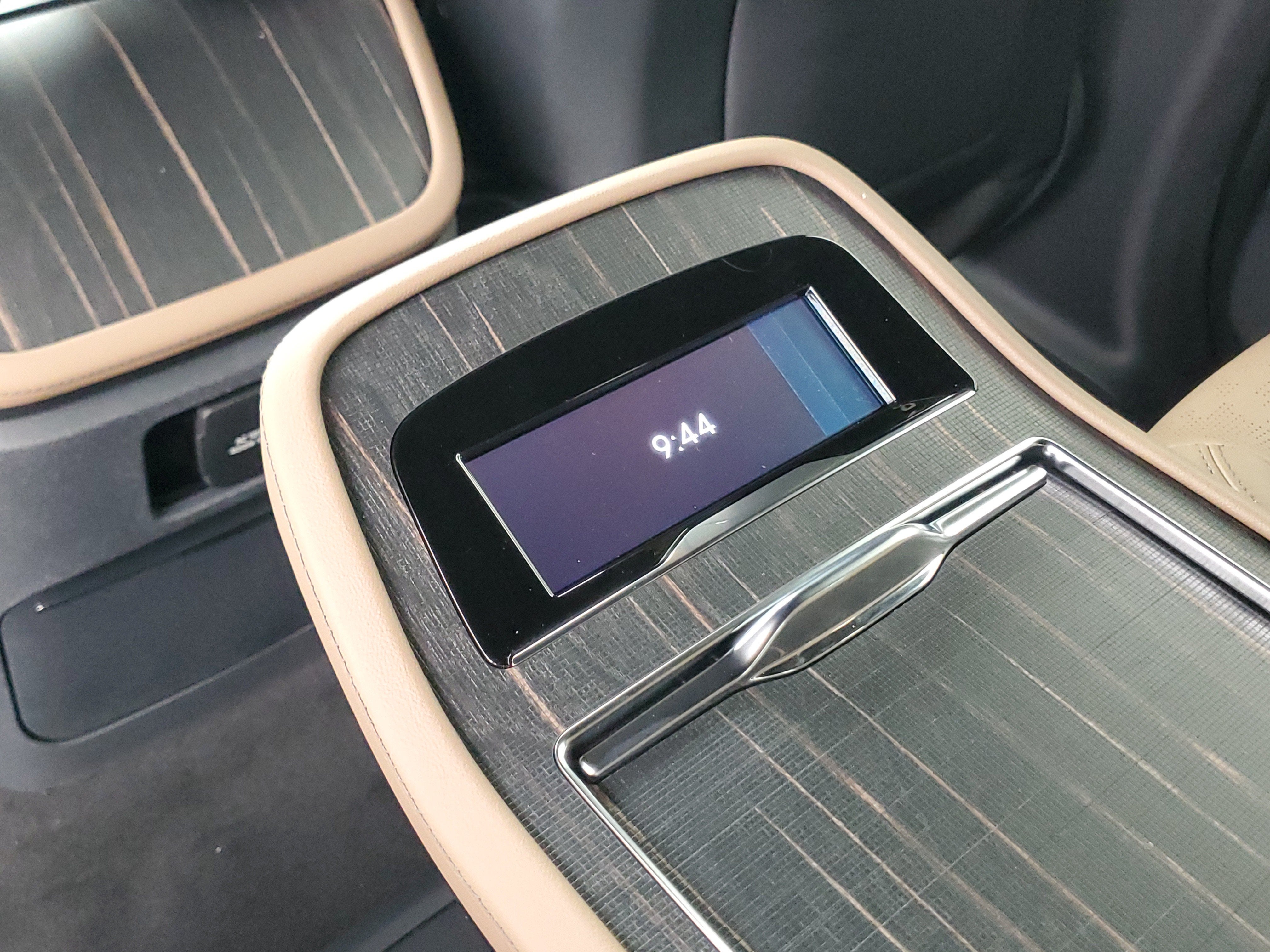 2027 Lincoln Navigator L Black Label