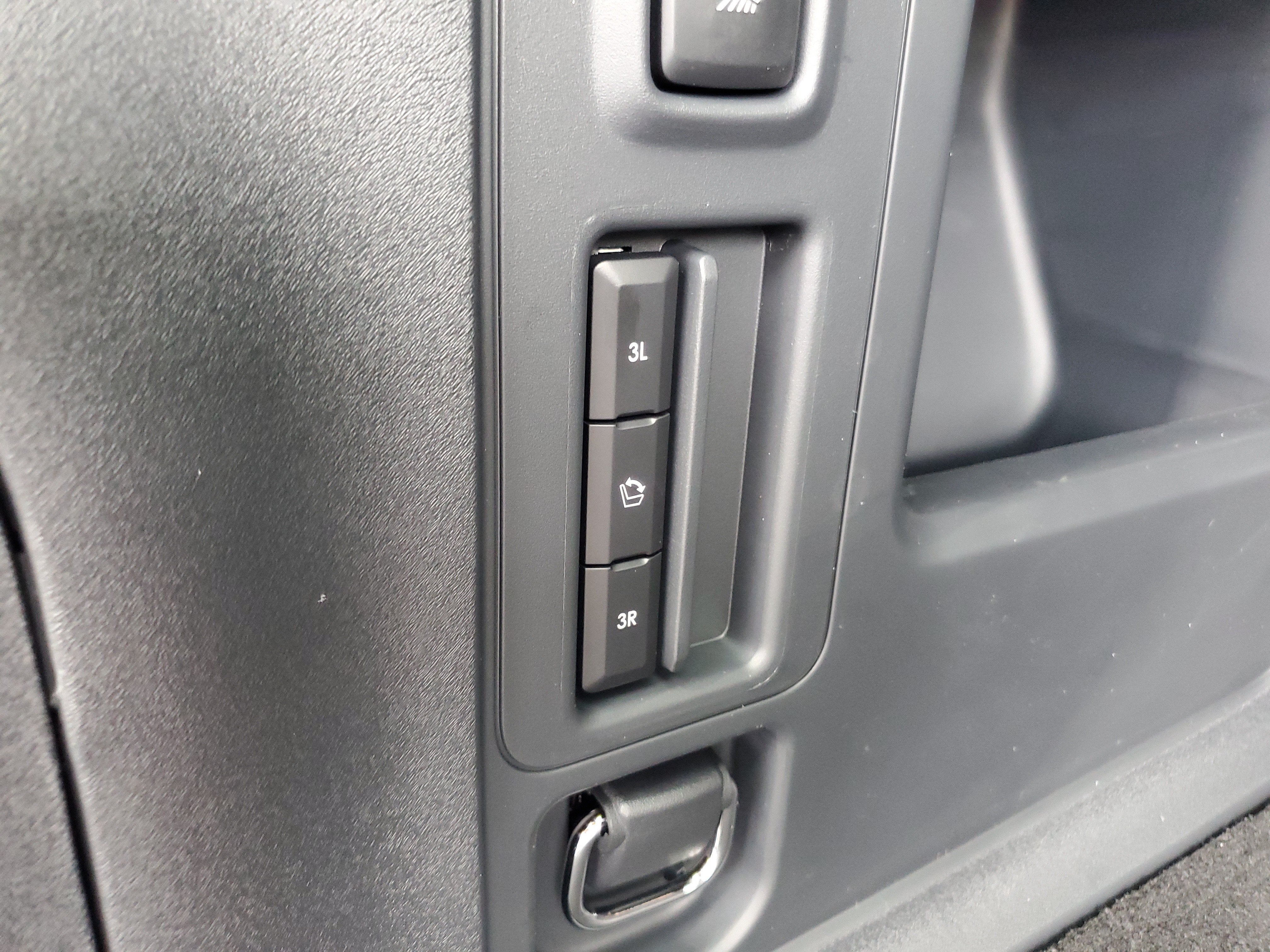 2027 Lincoln Navigator L Black Label