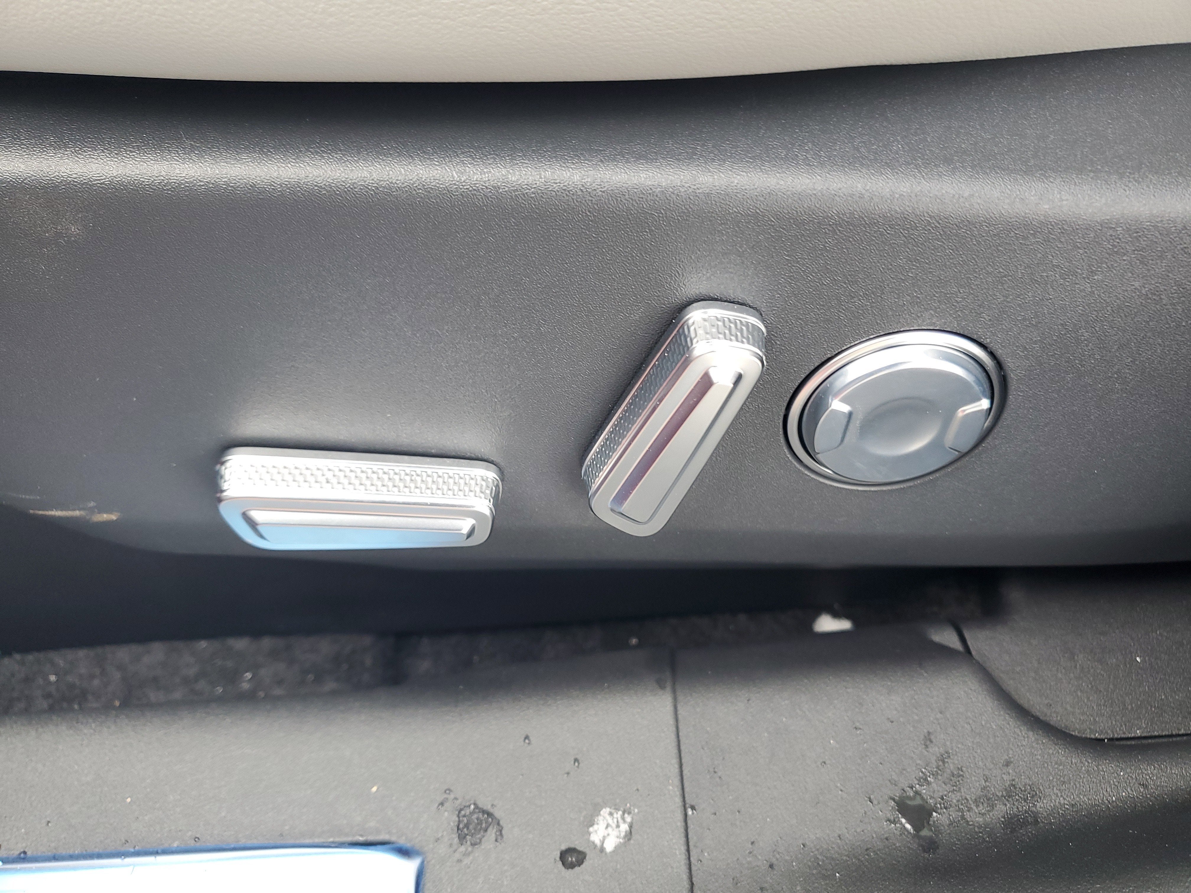 2026 Lincoln Nautilus Premiere Hybrid