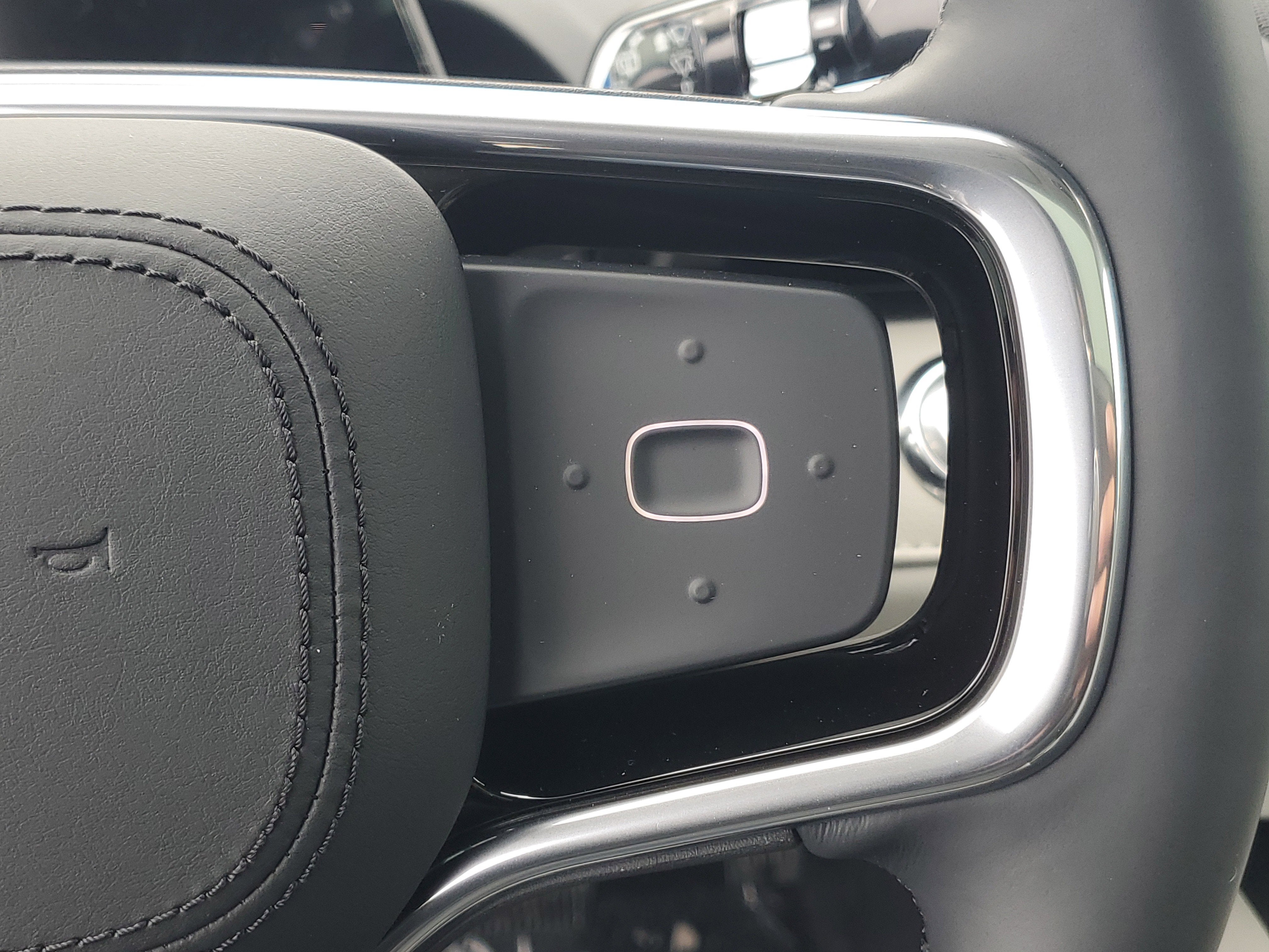 2026 Lincoln Nautilus Premiere Hybrid