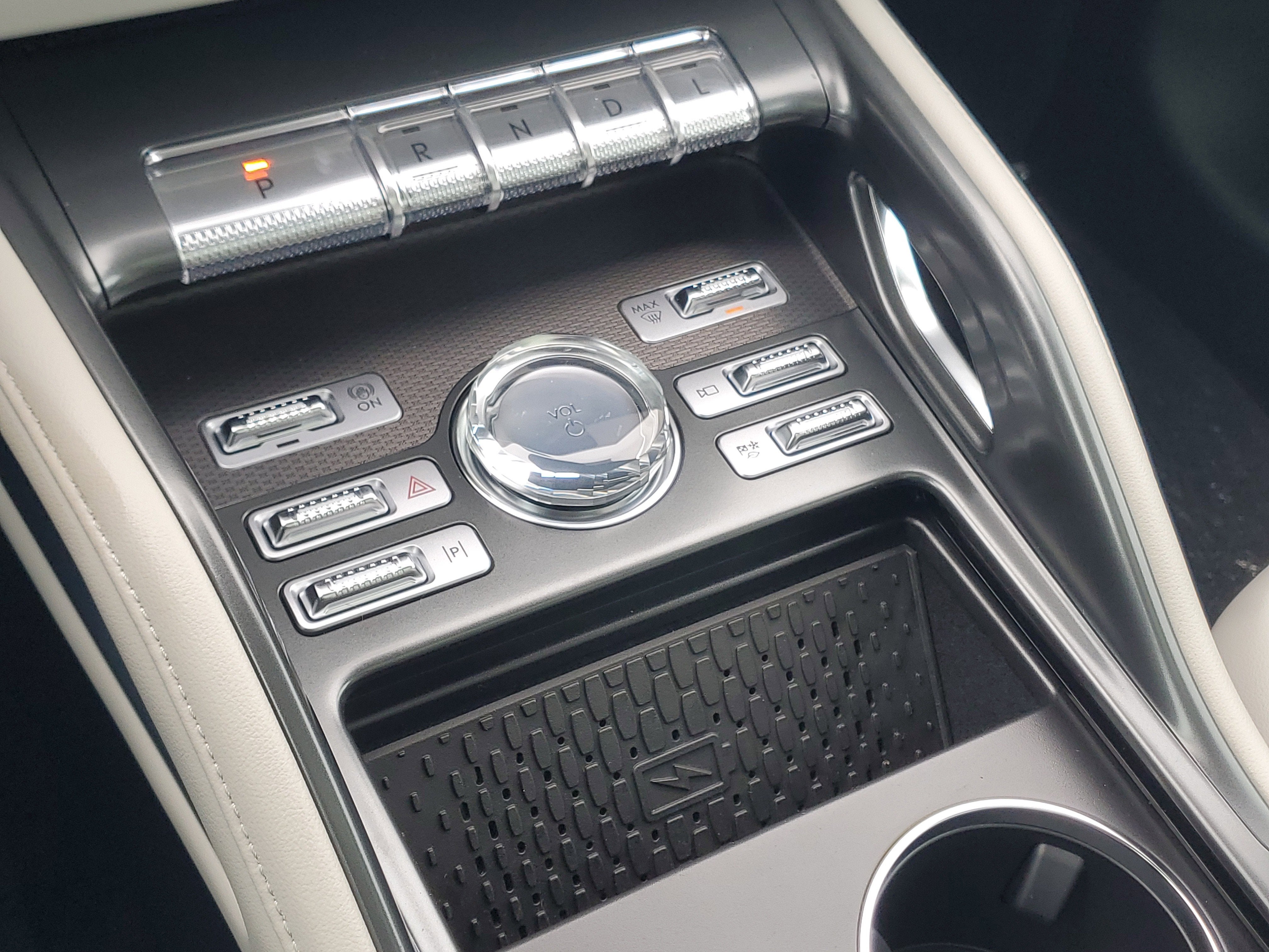 2026 Lincoln Nautilus Premiere Hybrid